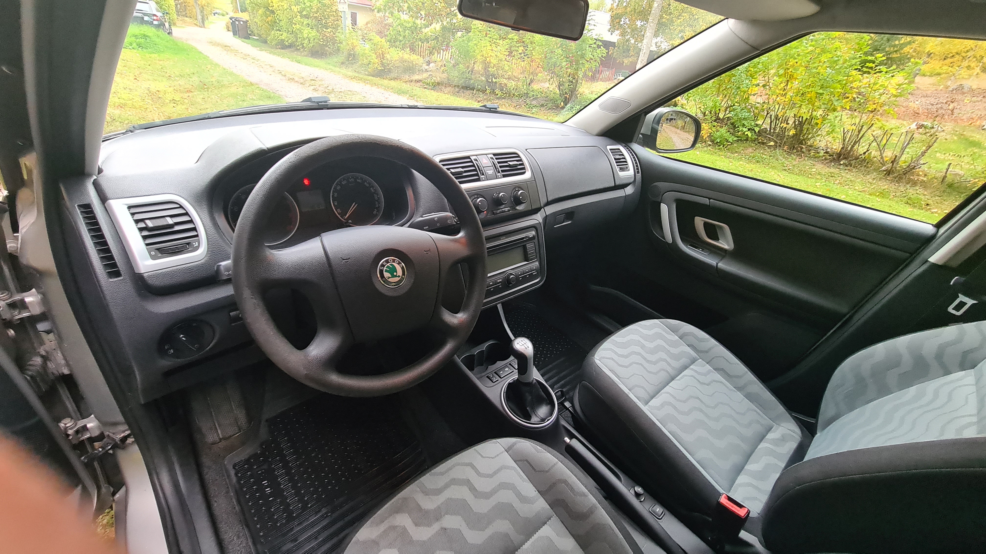 Skoda Fabia 1.2 Manuell 2009, kuva 3/4