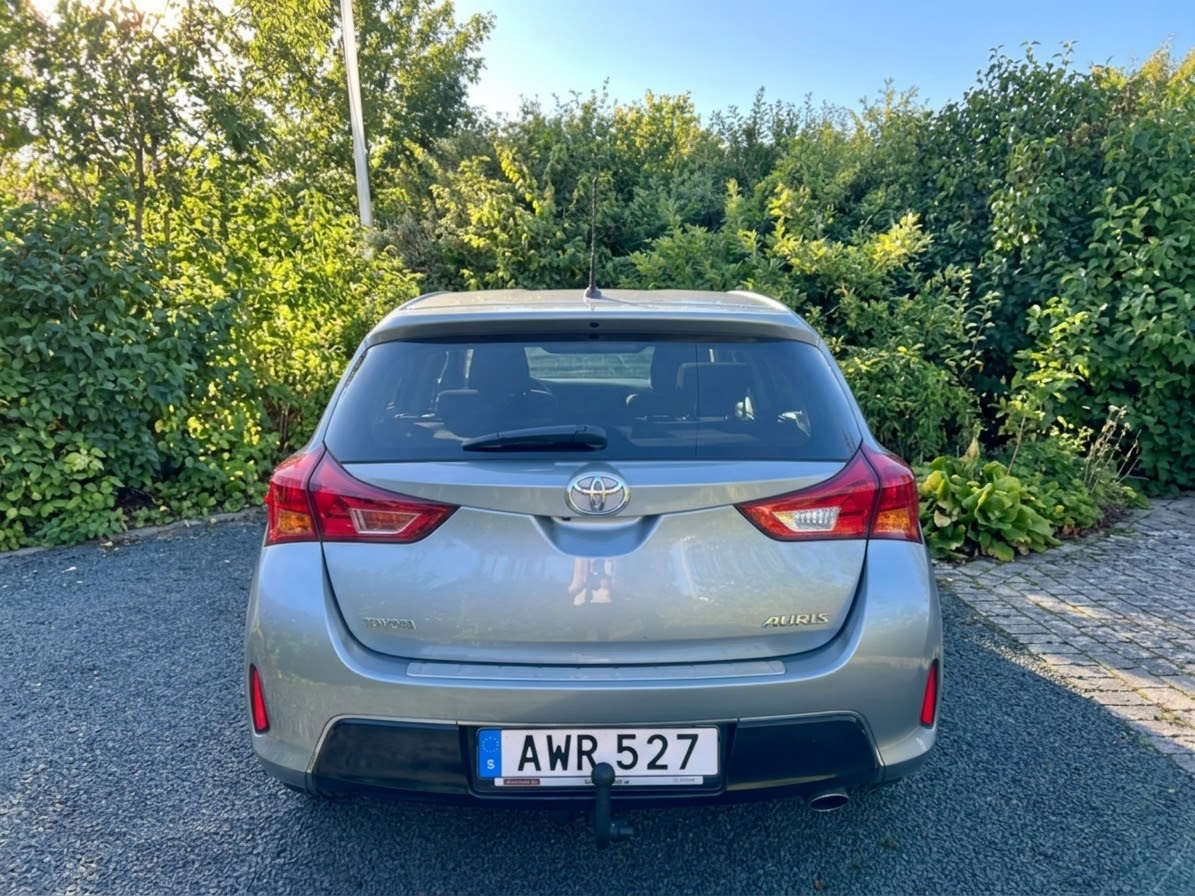 Toyota Auris 1.6 Valvematic Manuell 2014, photo 3/7