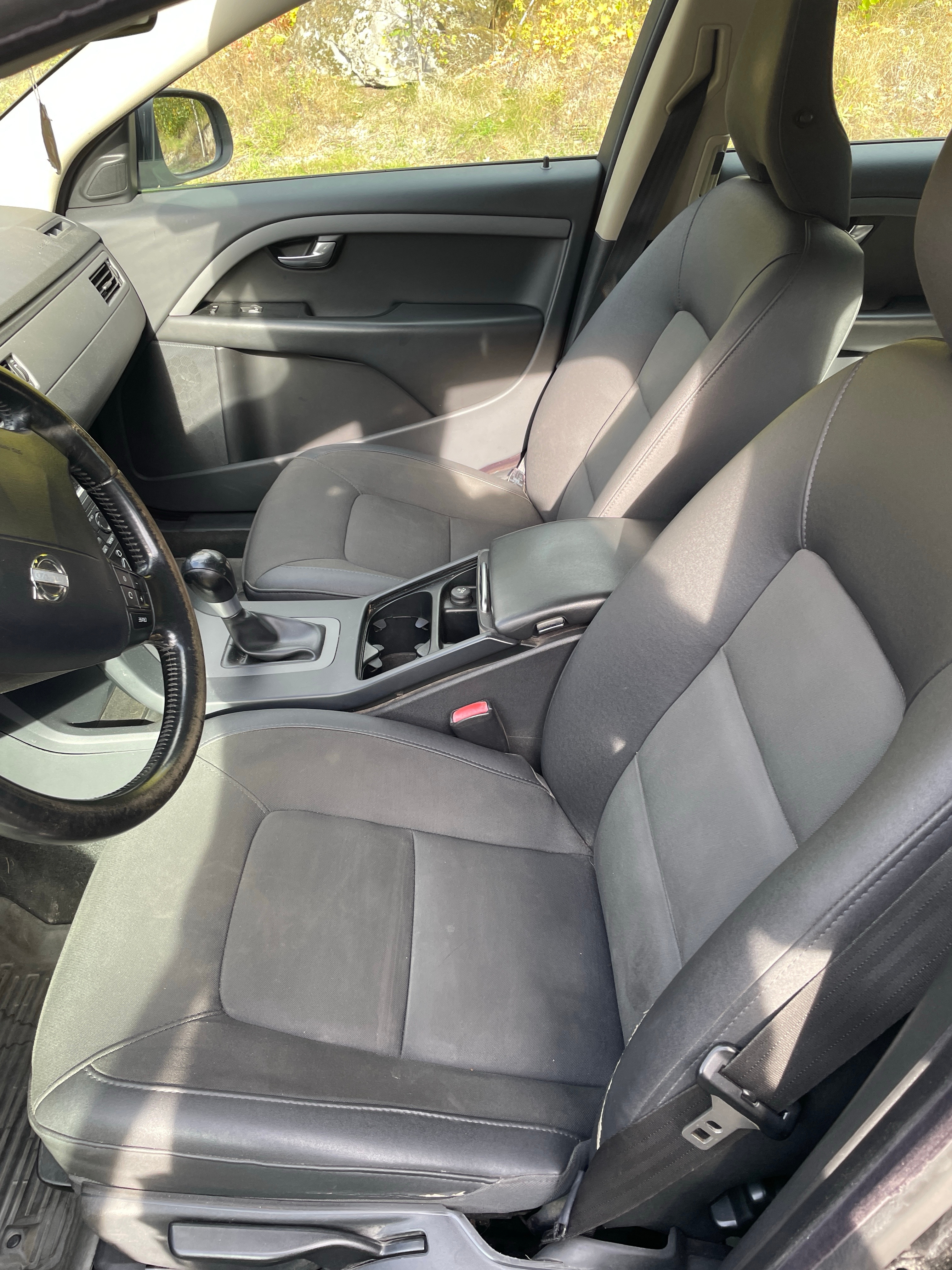 Volvo V70 2.0F Manuell 2009, bild 6/6