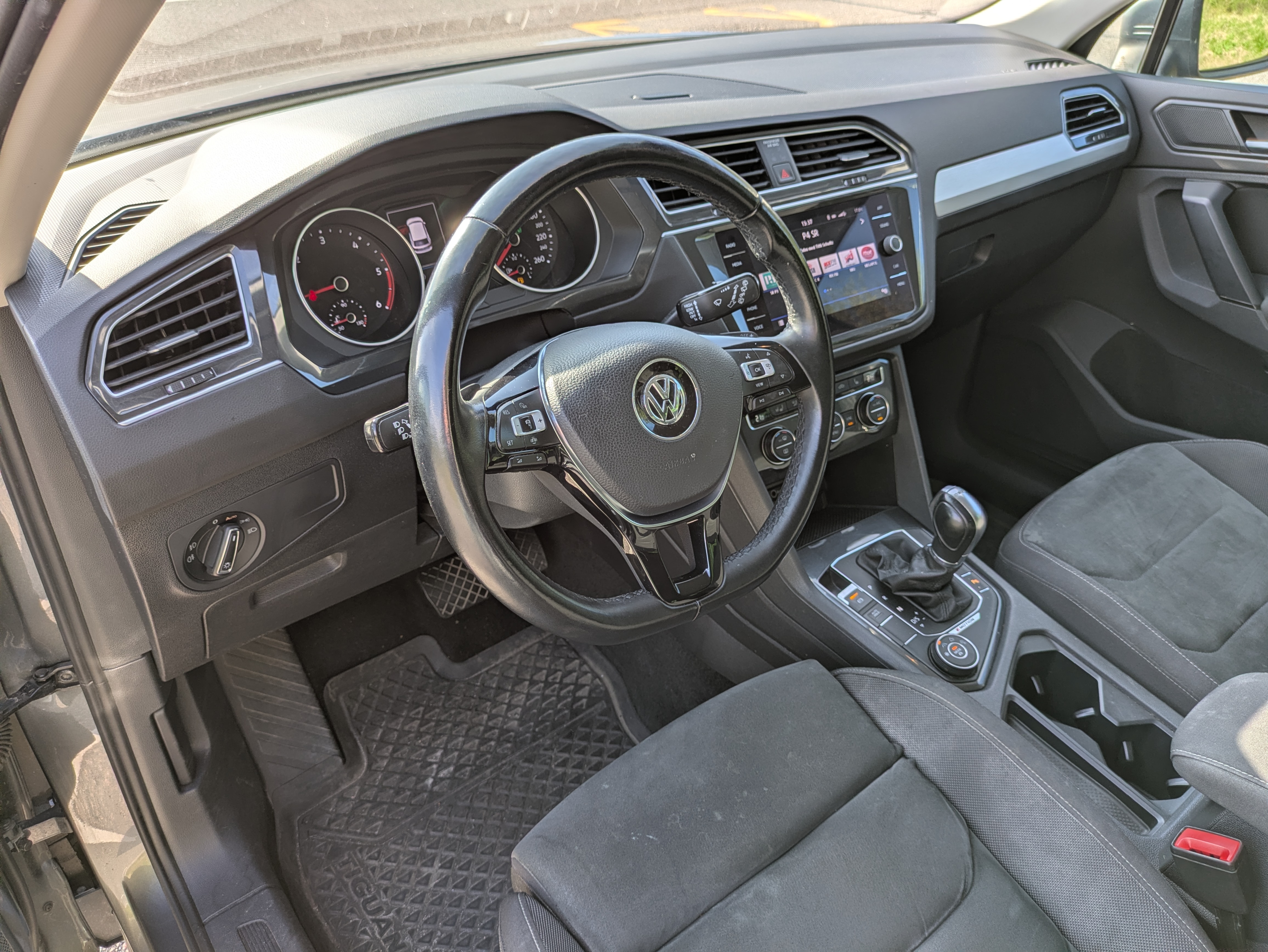Volkswagen Tiguan 2019, photo 4/4