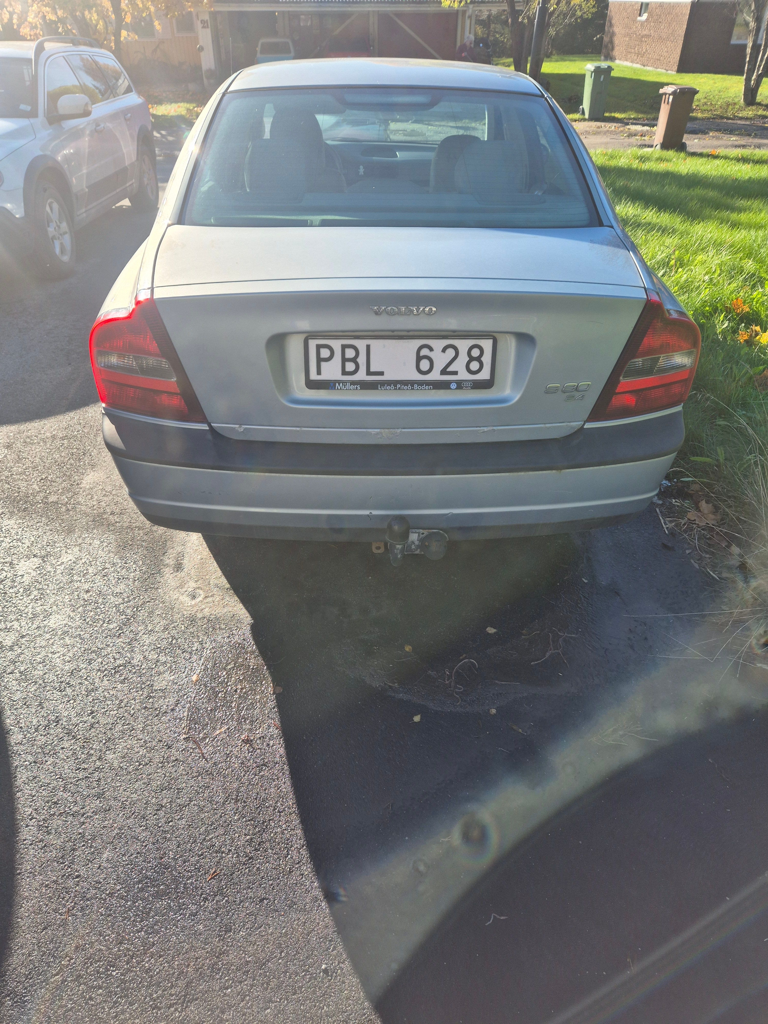 Volvo S80 2.4 Manuell 2000, bild 2/5