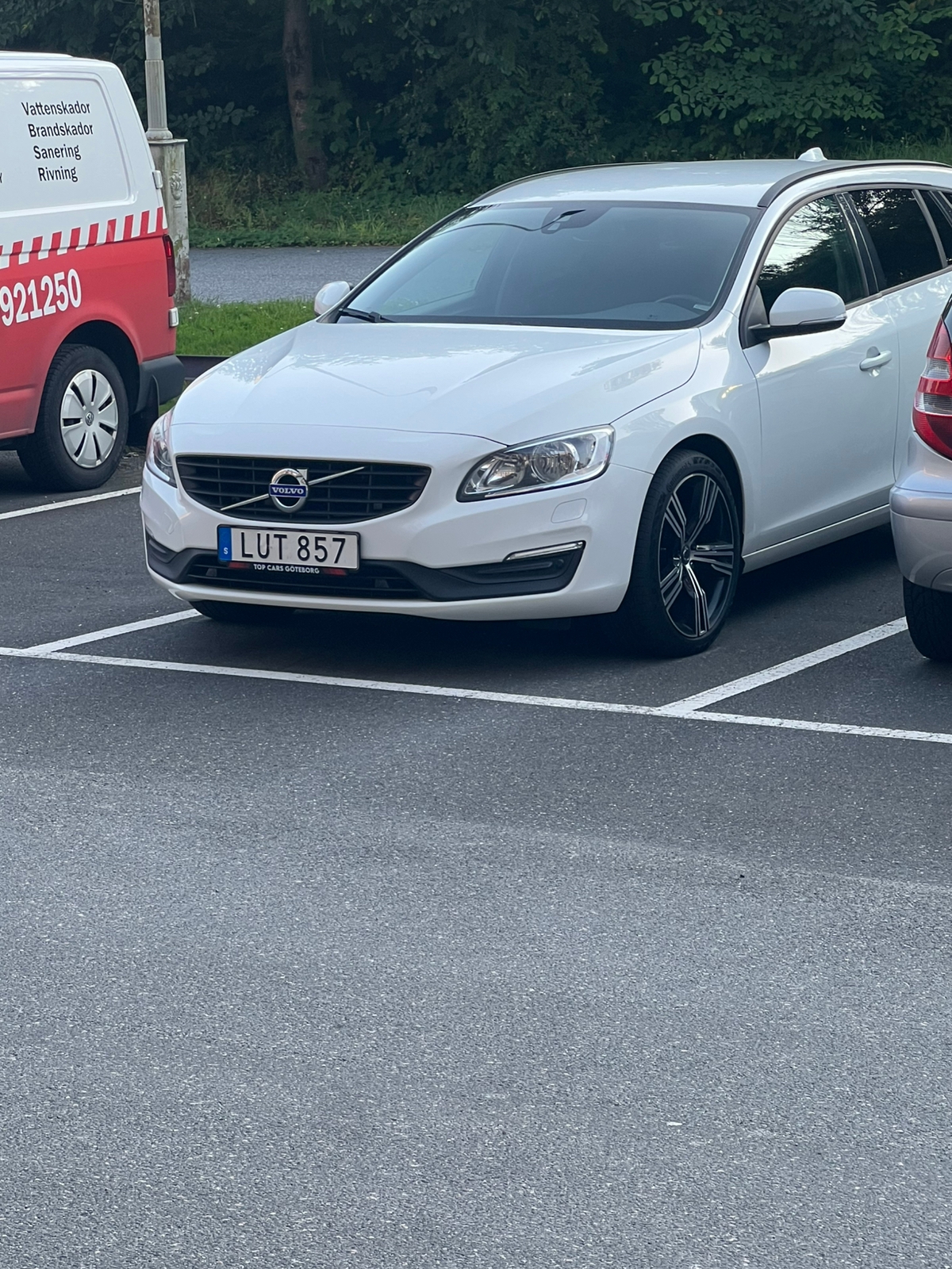 Volvo V60 T3 Geartronic 2017, photo 2/2