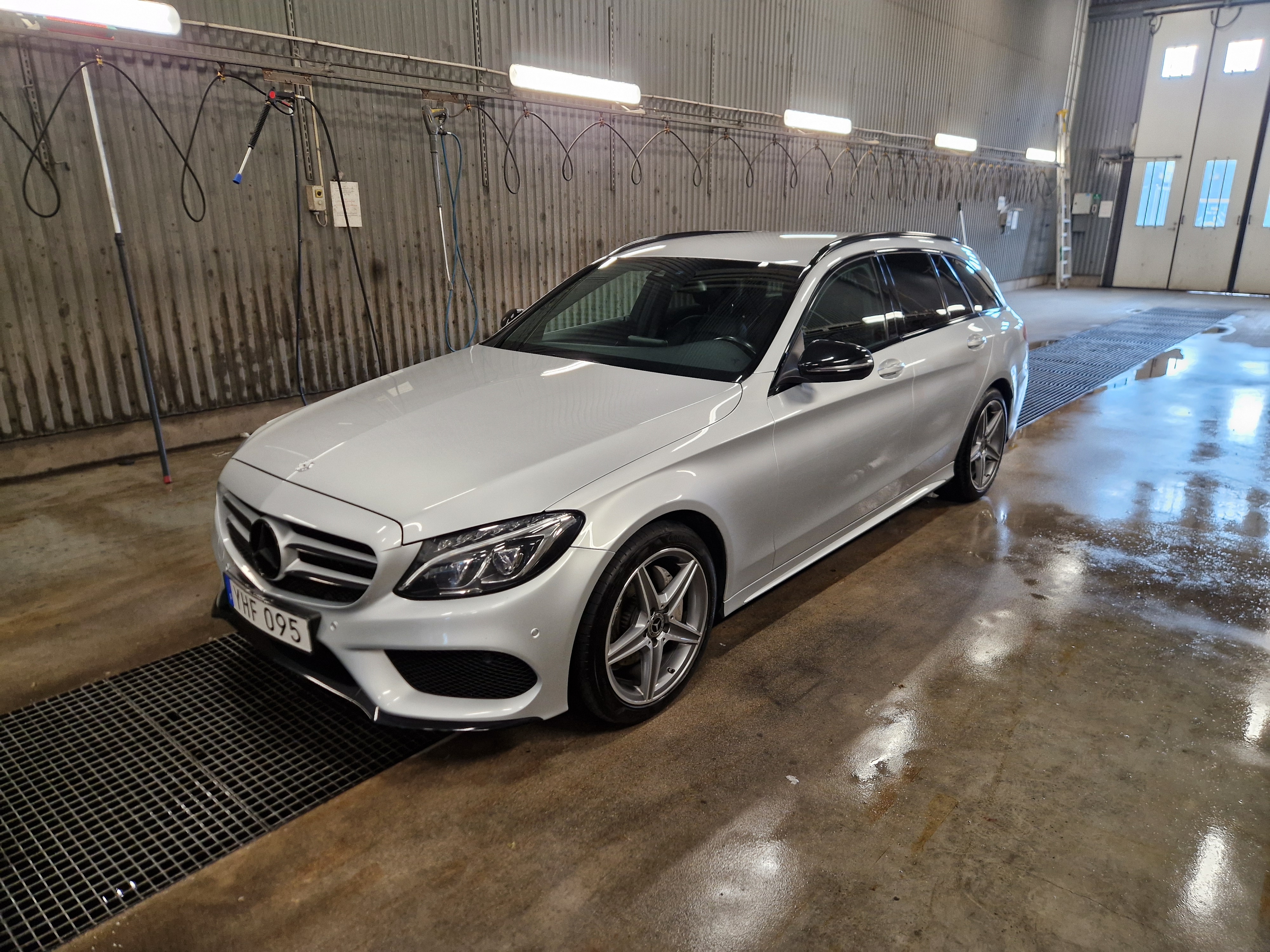 Mercedes-Benz C 220 T d 4MATIC 9G-Tronic 2017, photo 4/8