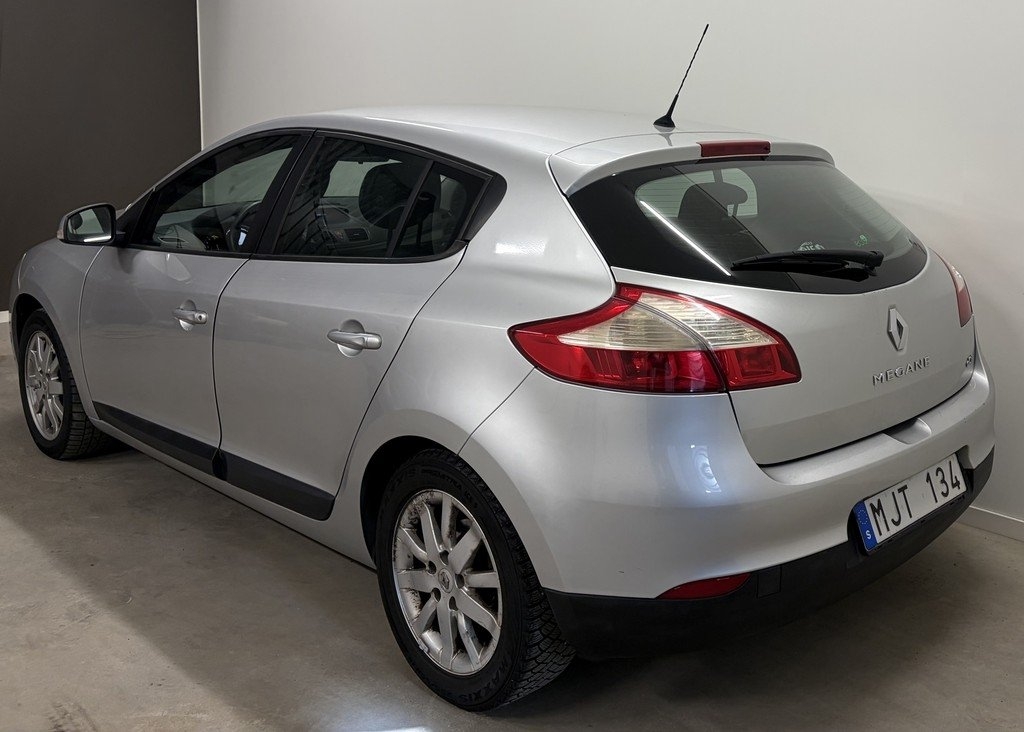 Renault Megane 1.5 dCi DCT Euro 5 2011, bild 3/9