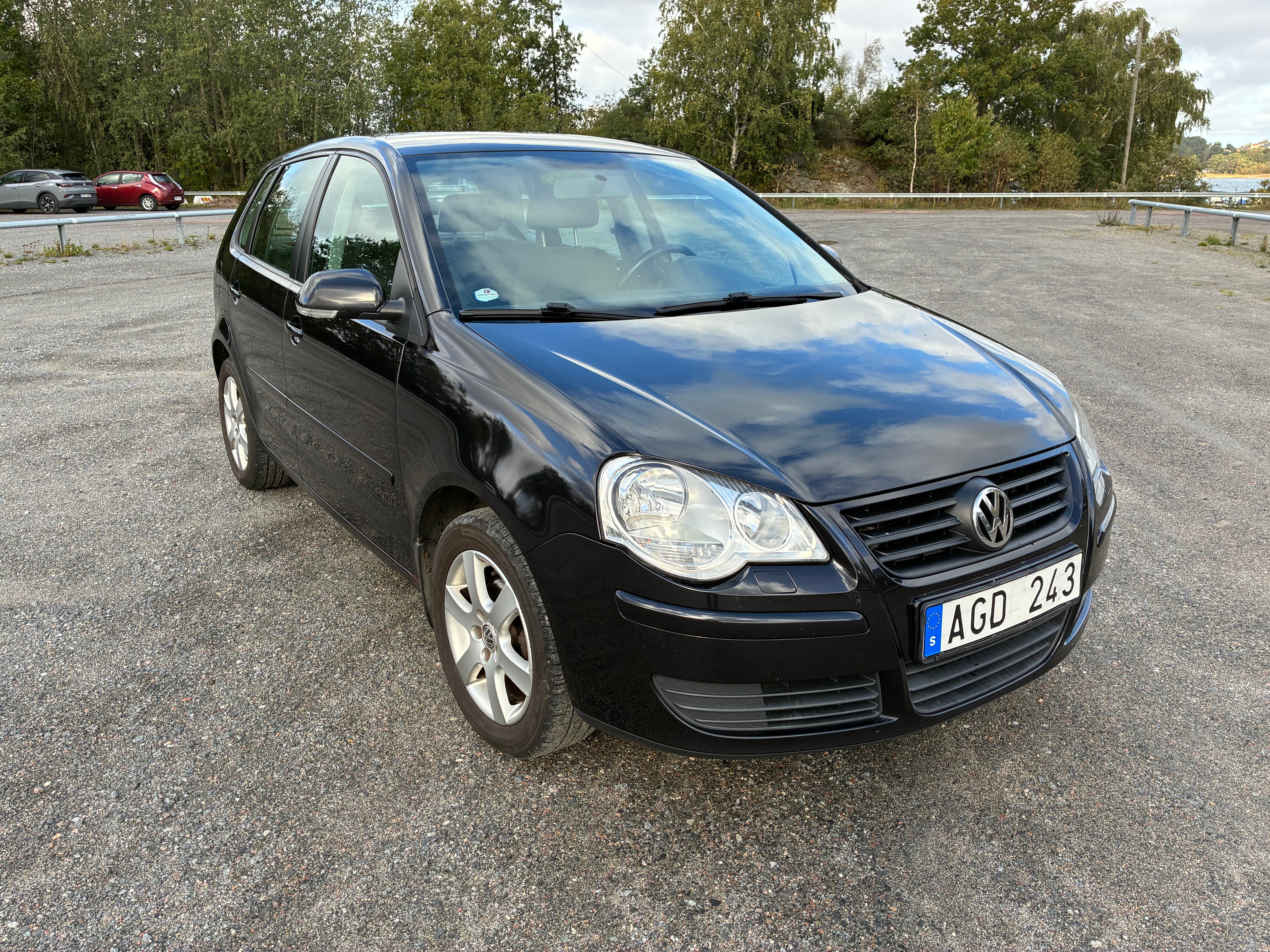 Volkswagen Polo 5-dörrar 1.4 Manuell 2008, bild 2/10