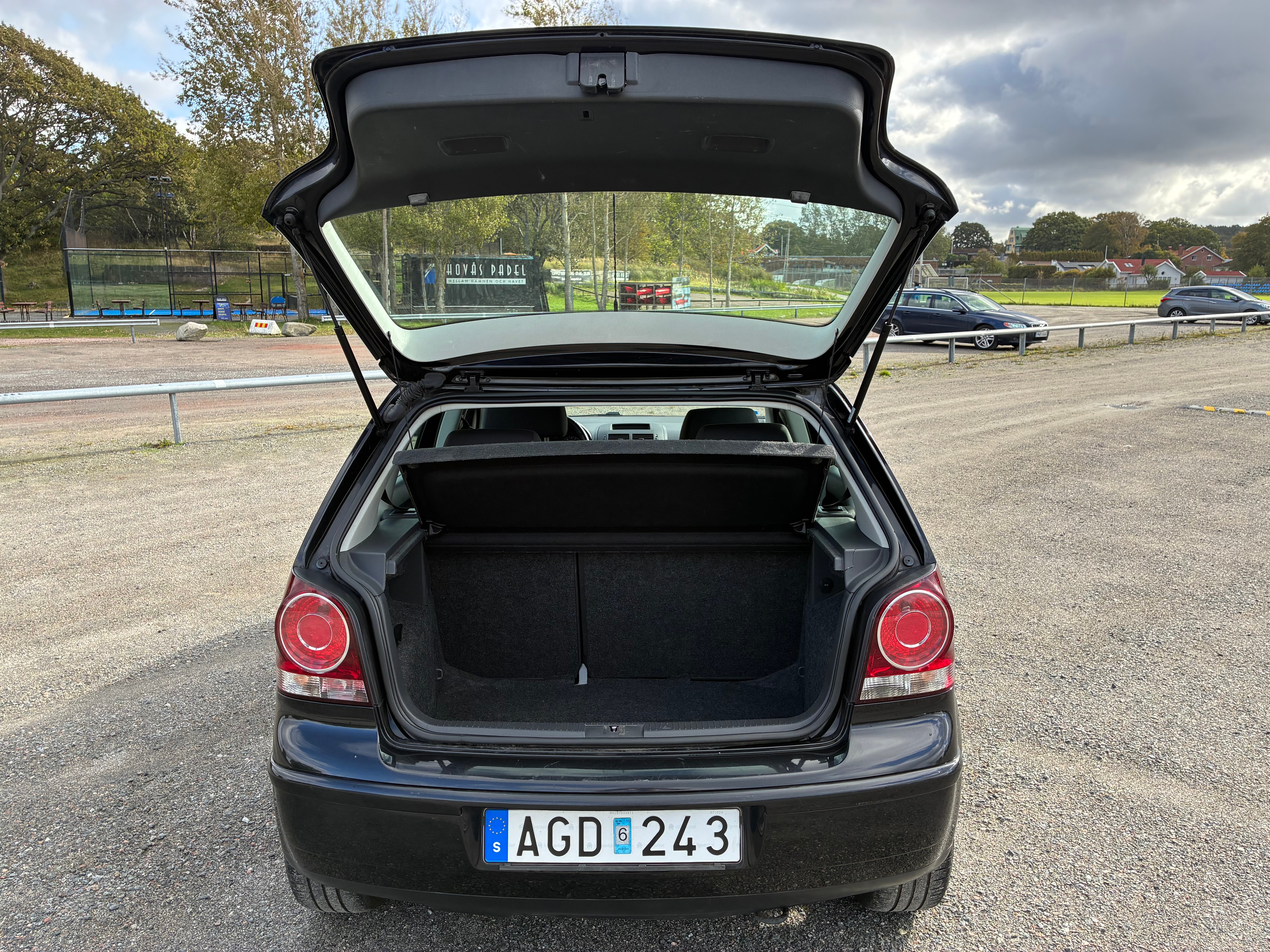 Volkswagen Polo 5-dörrar 1.4 Manuell 2008, bild 6/10