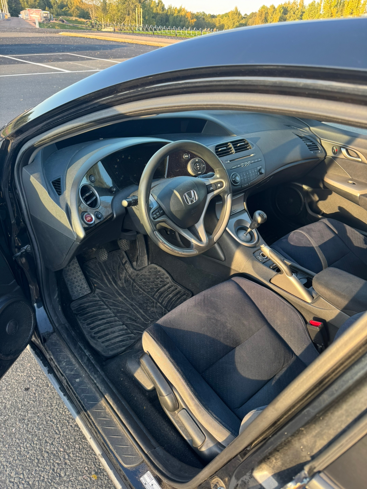 Honda Civic 5-dörrar 1.8 i-VTEC Manuell 2008, photo 6/8