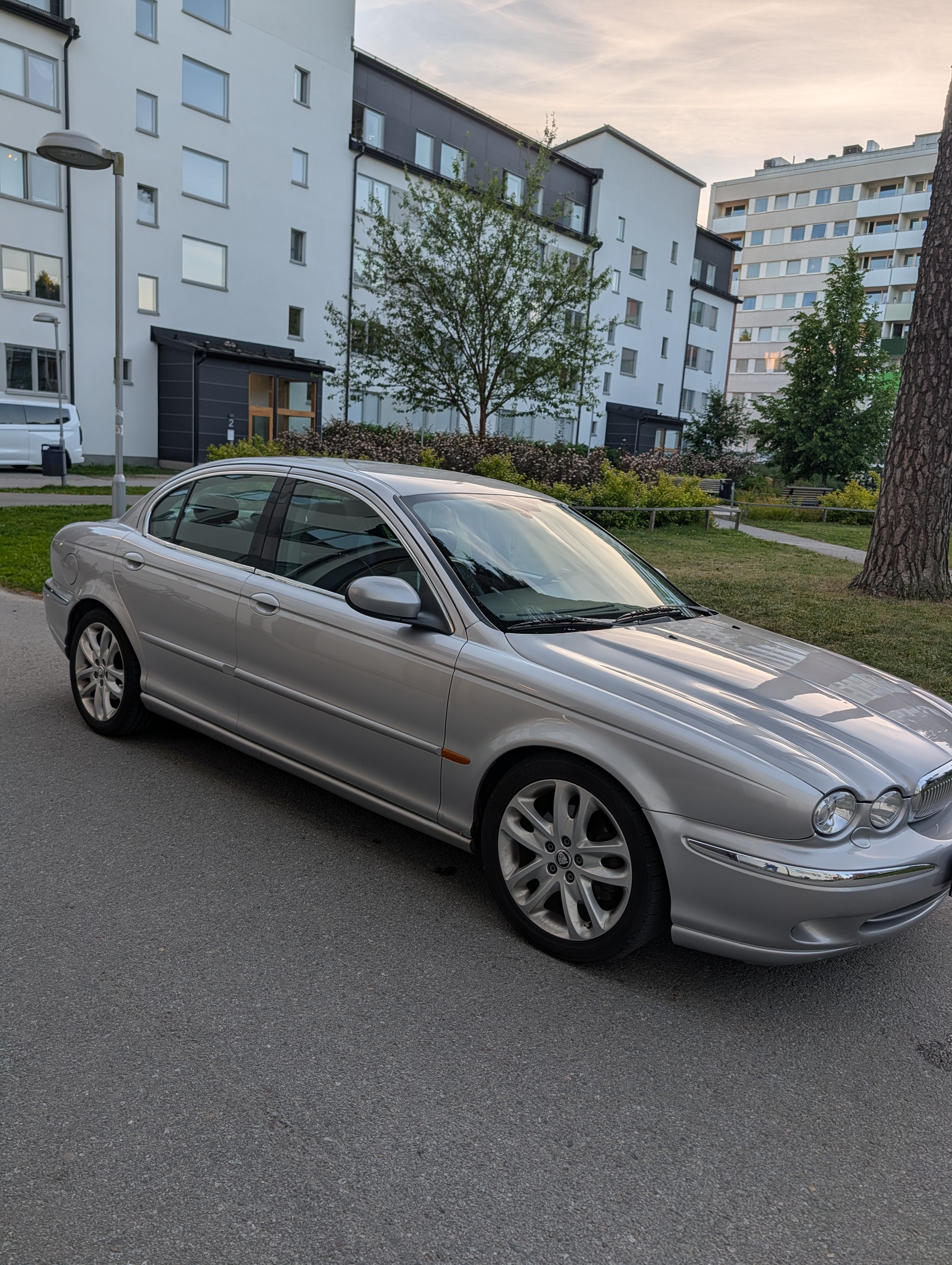 Jaguar X-Type