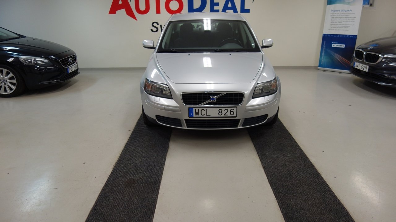 Volvo S40 2005, photo 2/10