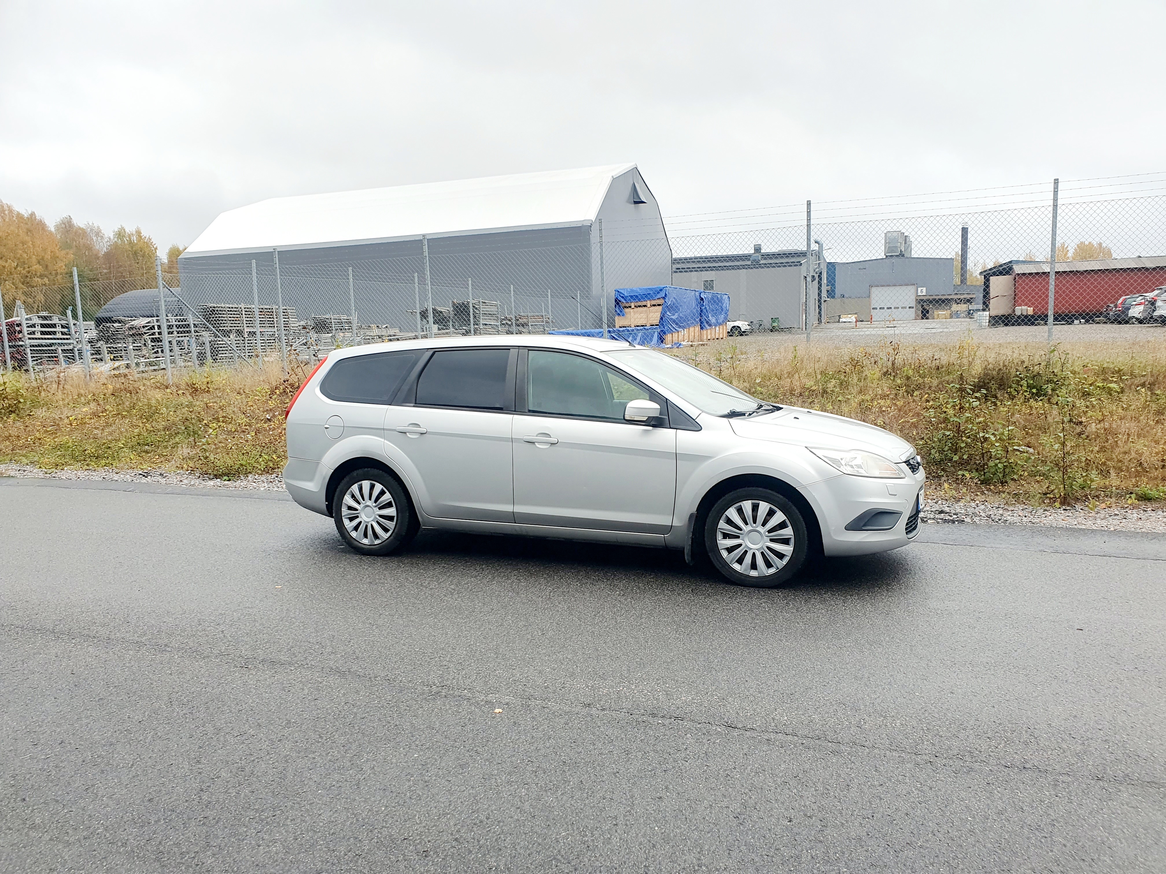 Ford Focus 1.8 2010, photo 3/6