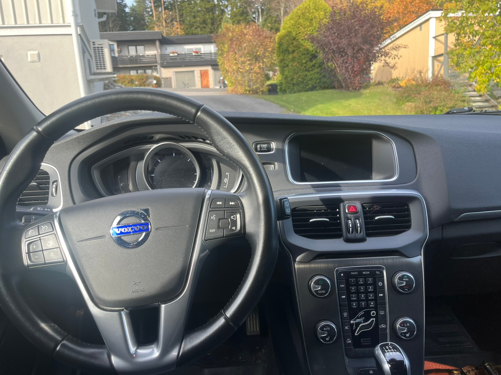 Volvo V40 D3 Manuell 2016, photo 5/6