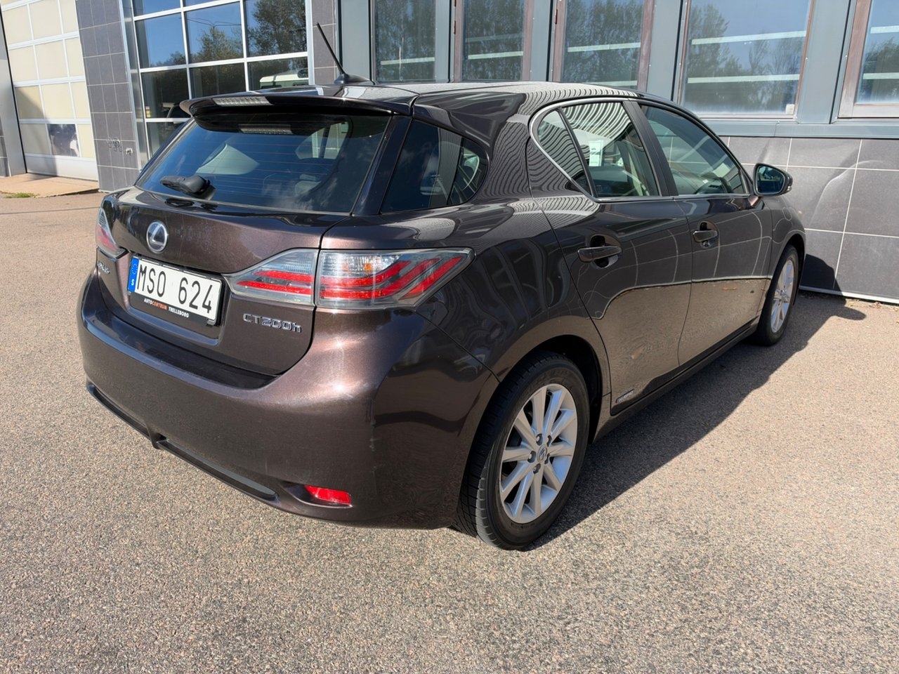 Lexus CT 2012, photo 4/10