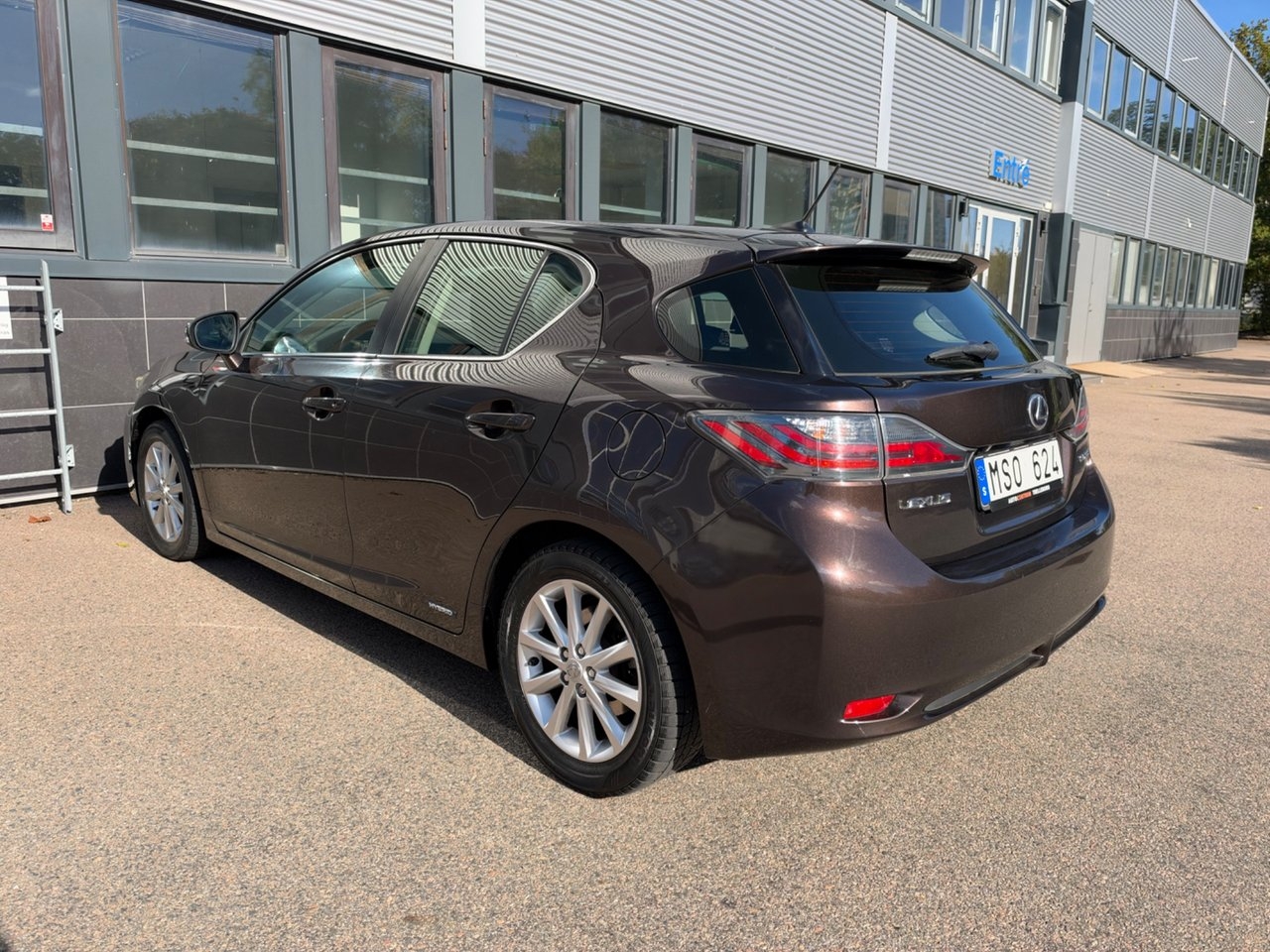 Lexus CT 2012, photo 7/10
