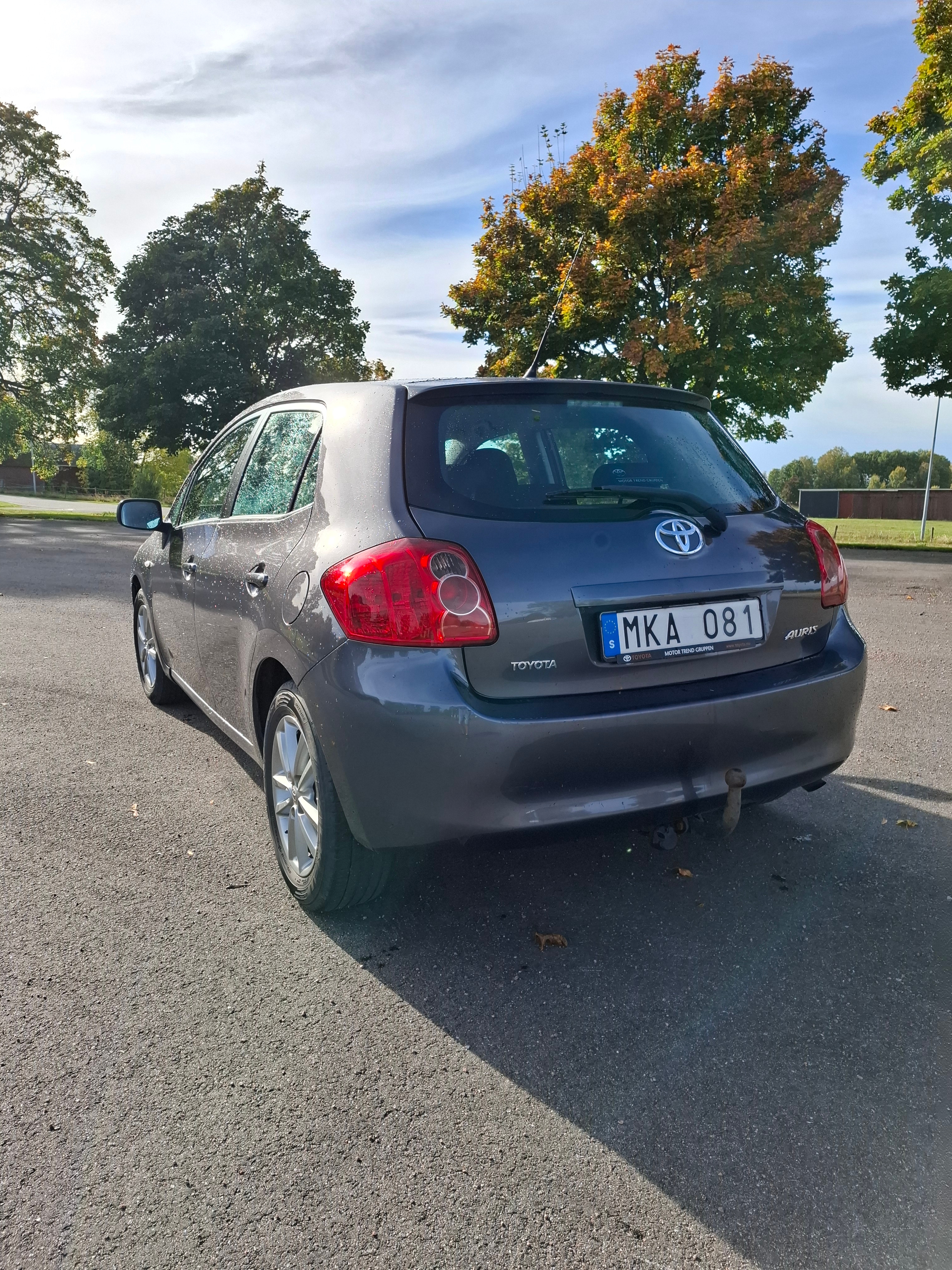 Toyota Auris 2010, kuva 3/3