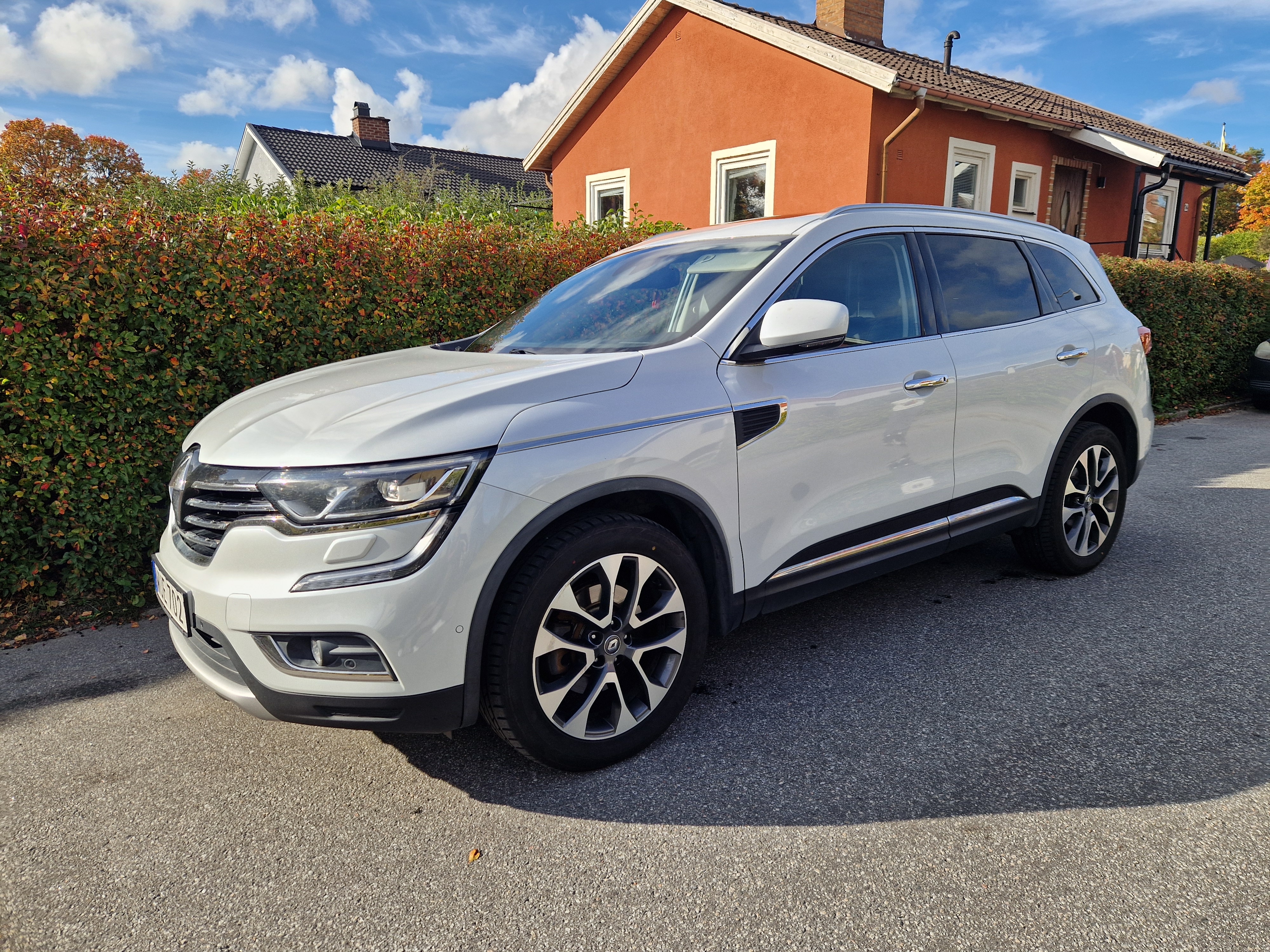 Renault Koleos 2.0 dCi 4WD XTRONIC-CVT 2017, photo 2/8
