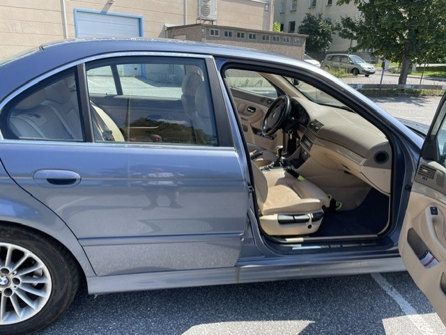BMW 525 i Sedan Manuell 2001, photo 2/10