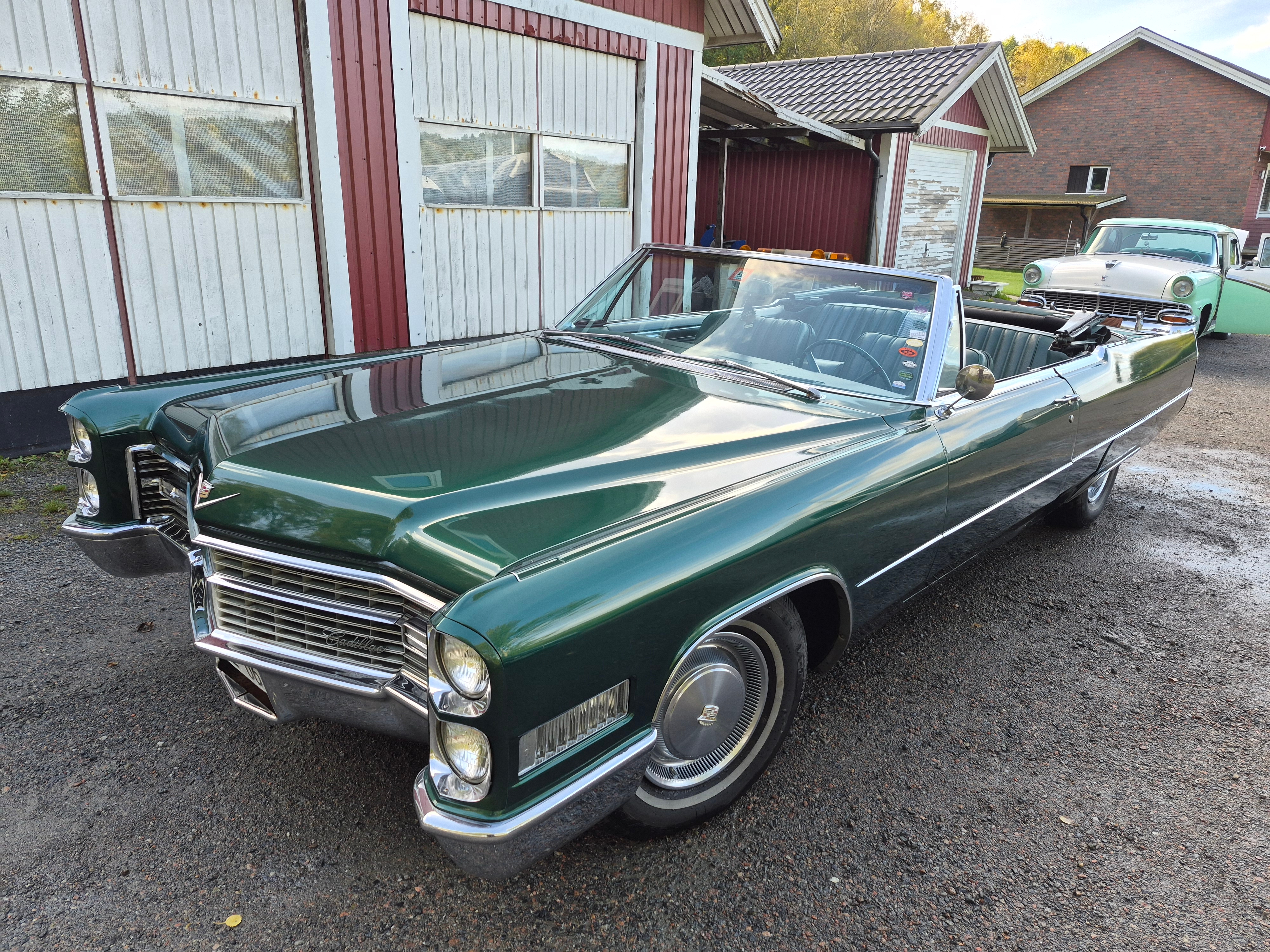 Cadillac De Ville
