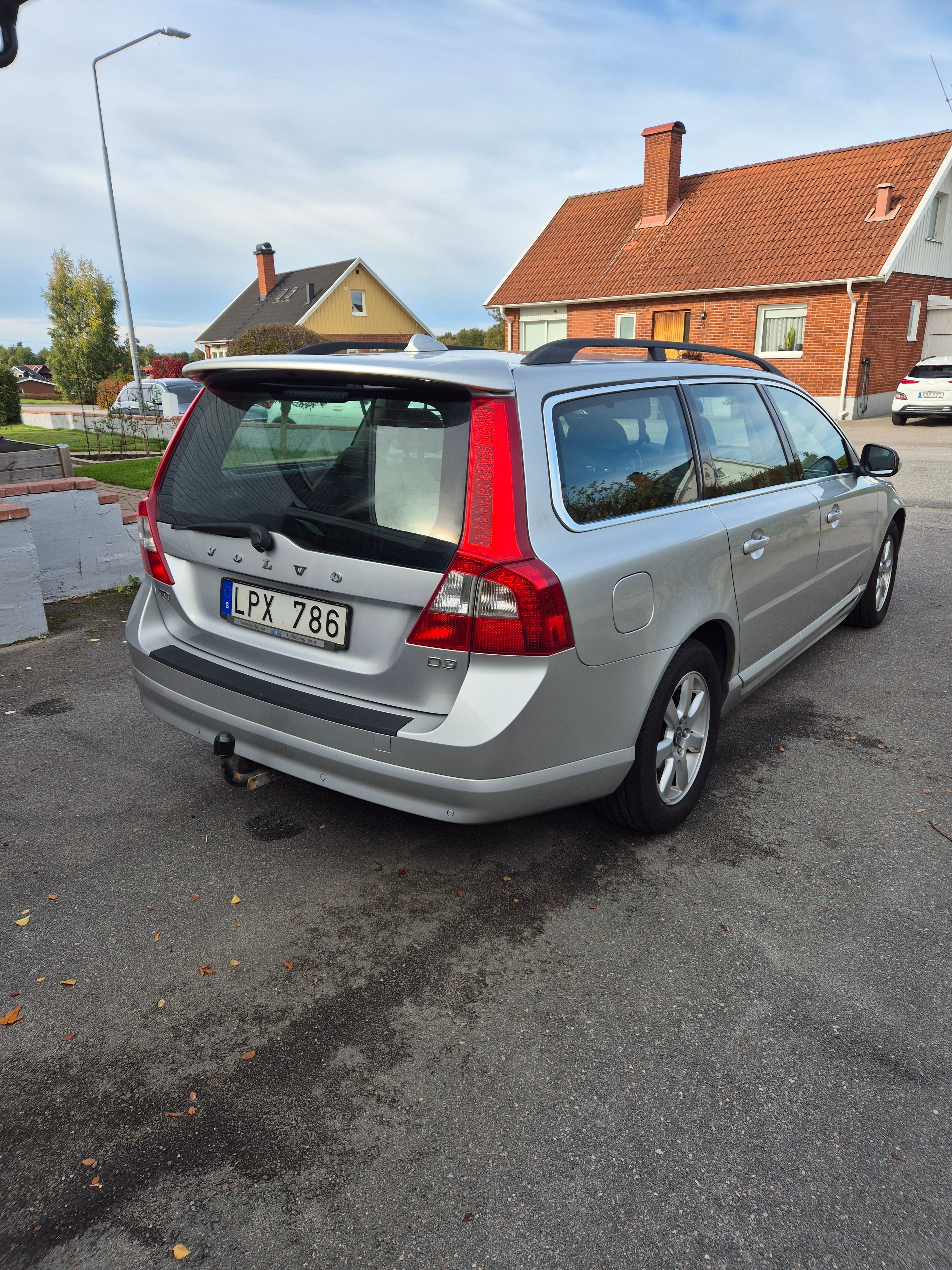 Volvo V70 D3 Geartronic 2011, bild 2/5