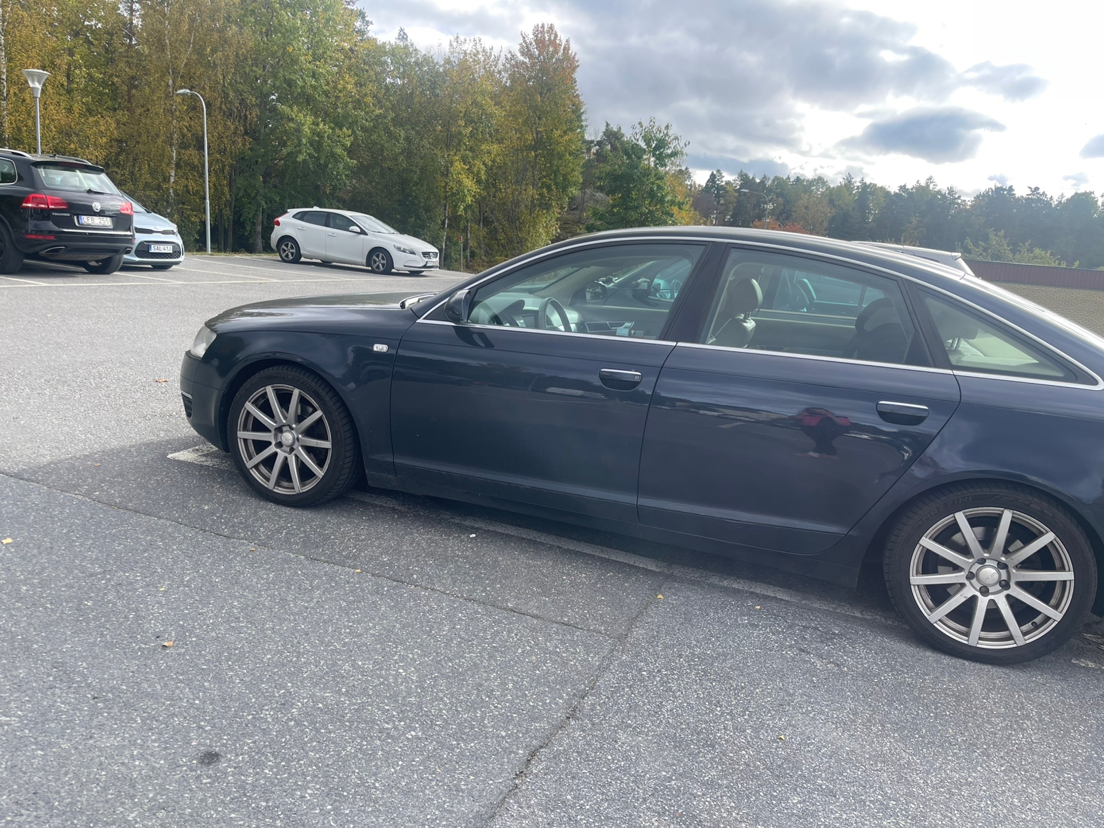 Audi A6 Sedan 2.4 quattro Manuell 2006, bild 2/4