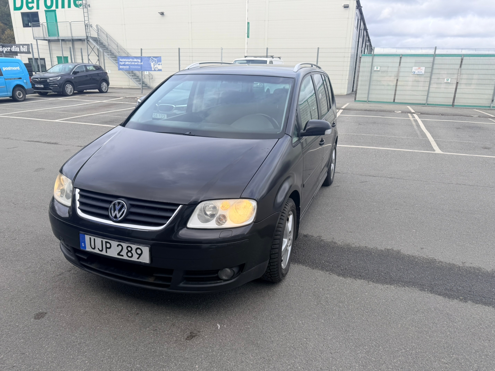 Volkswagen Touran 2004, photo 2/10
