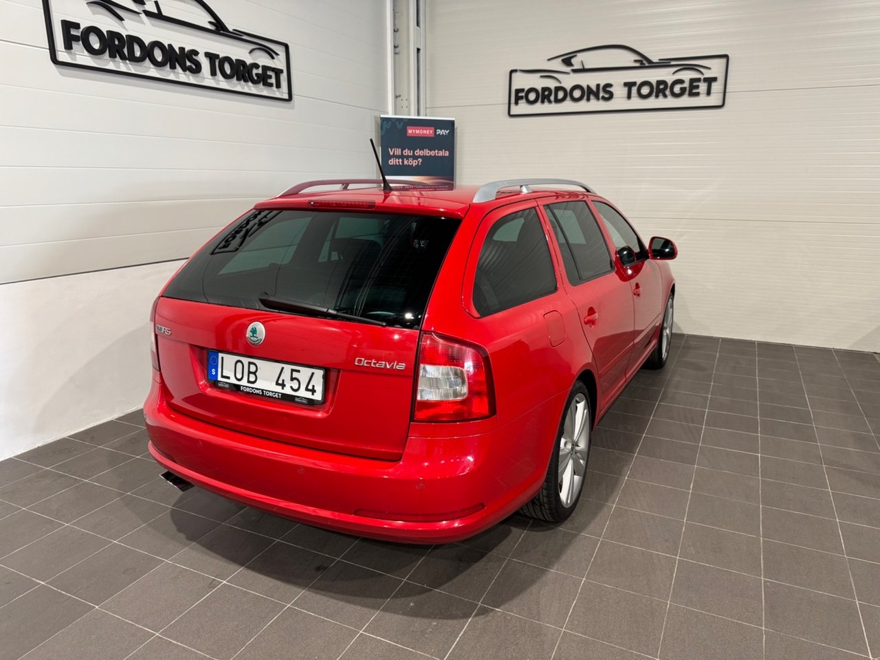 Skoda Octavia Kombi RS 2.0 TSI RS 200HK 2011, bild 7/10