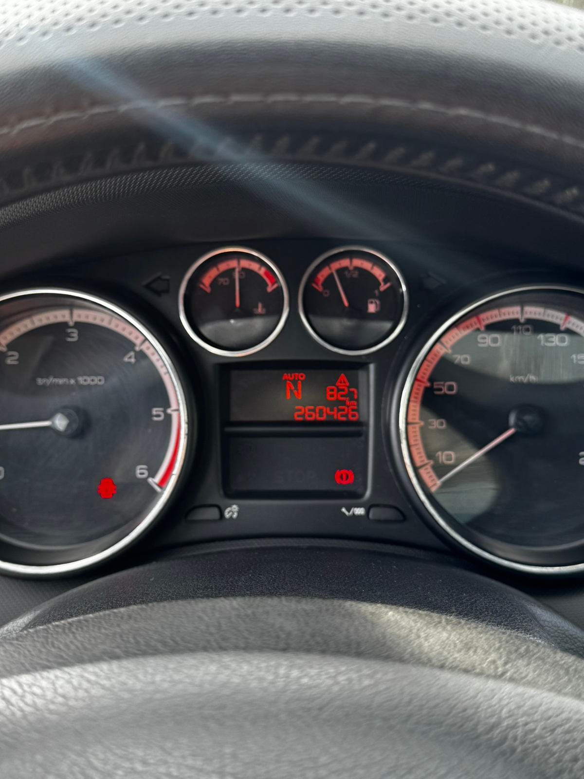 Peugeot 308 SW 1.6 e-HDi FAP EGS 2012, photo 5/5