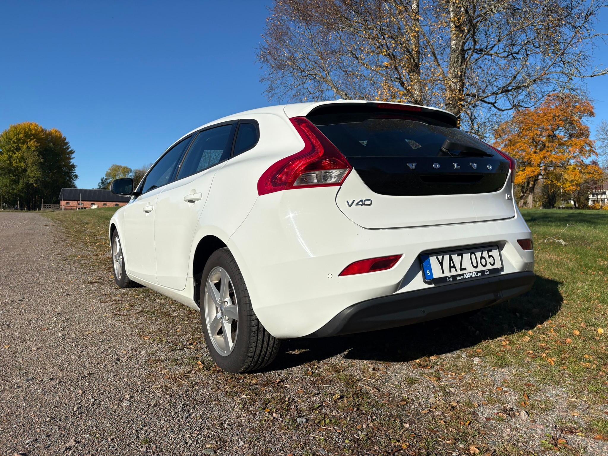 Volvo V40 D2 Kinetic 2016, kuva 4/24