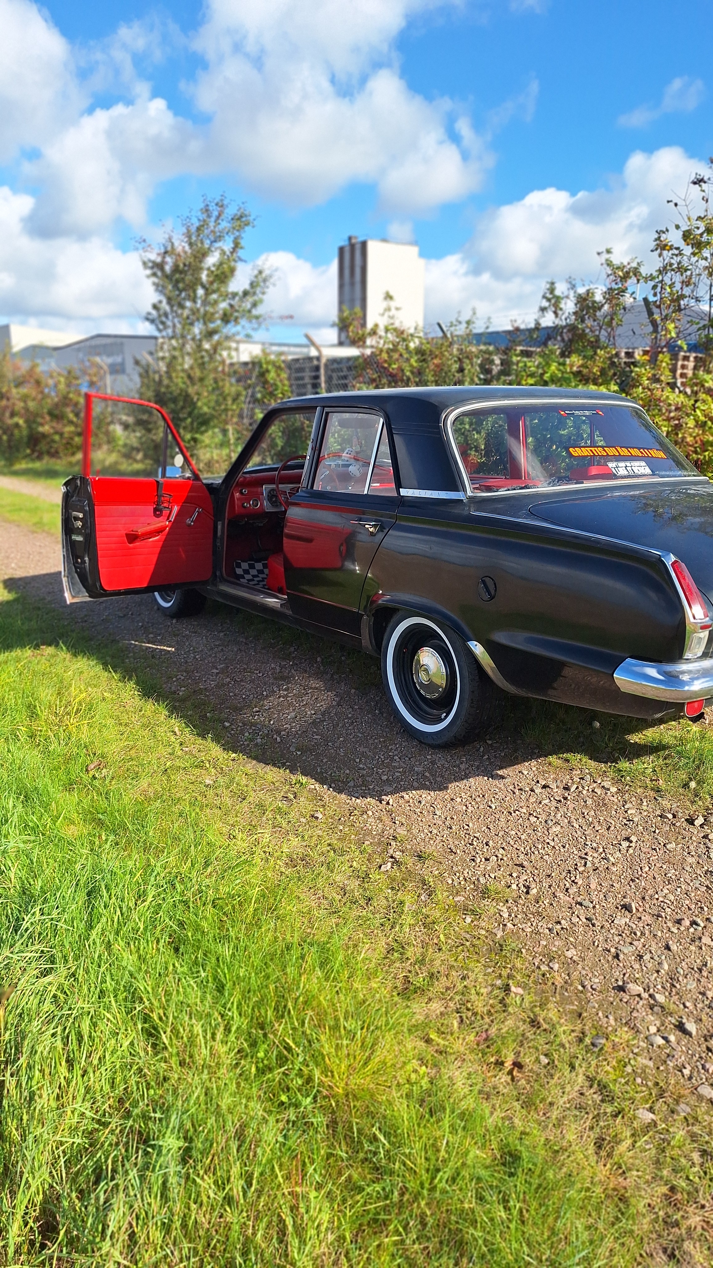 Chrysler Valiant