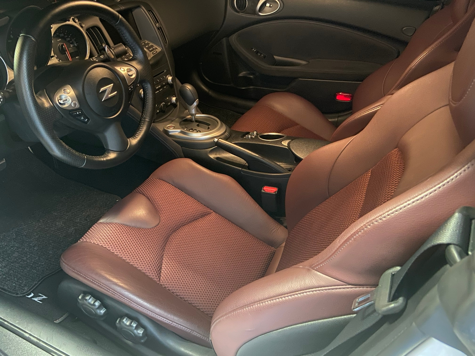 Nissan 370Z Roadster 3.7 V6 Automatisk 2019, bild 6/6
