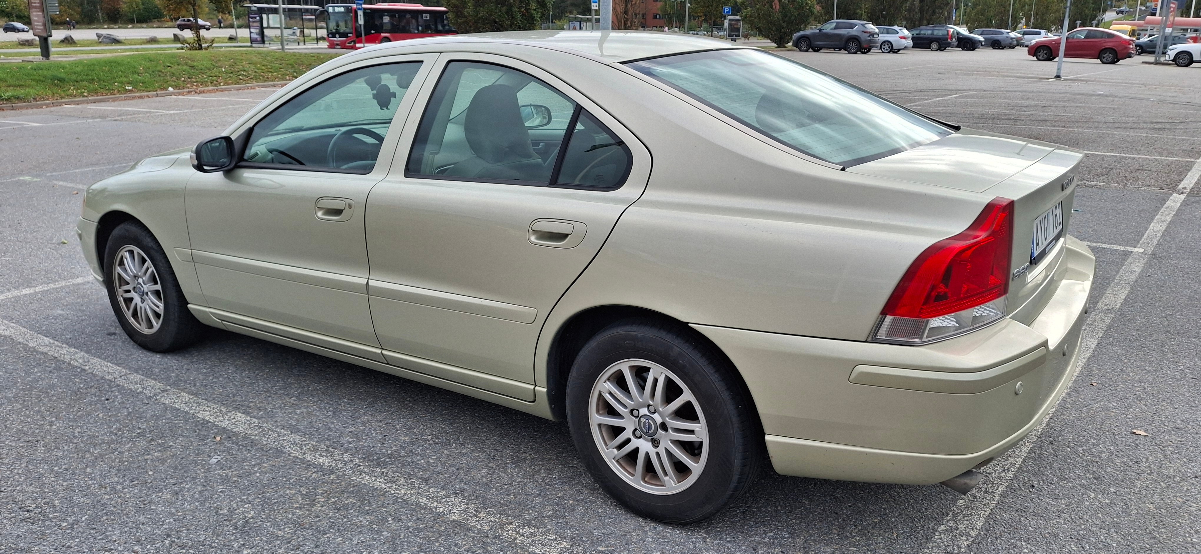 Volvo S60 2.4 Automatisk 2007, photo 4/8