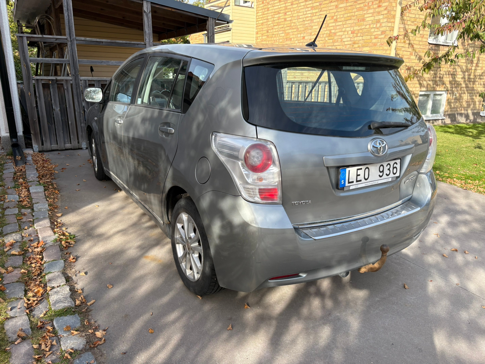 Toyota Verso 1.8 Valvematic Manuell 2011, bild 3/4