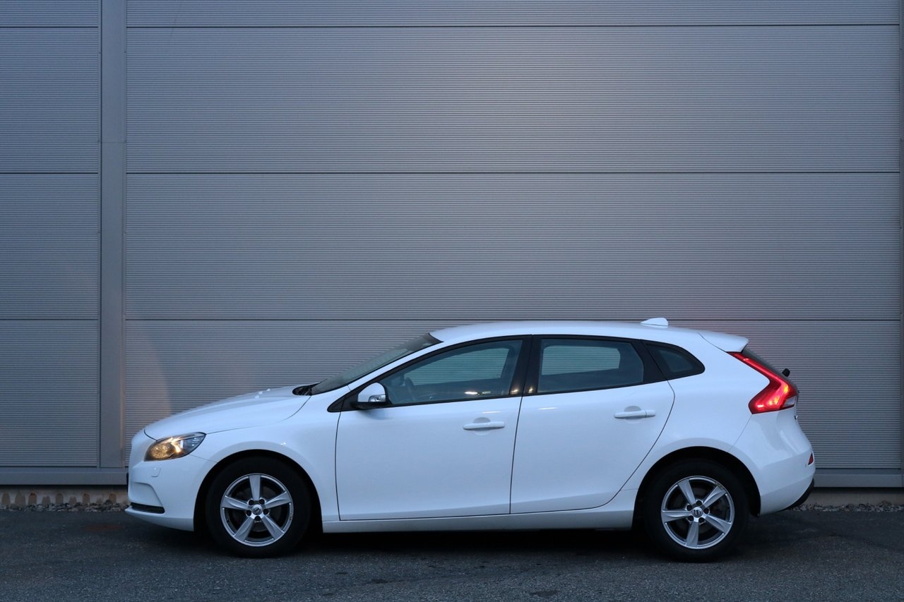 Volvo V40 D2 Business Värmare 2018, bild 3/10