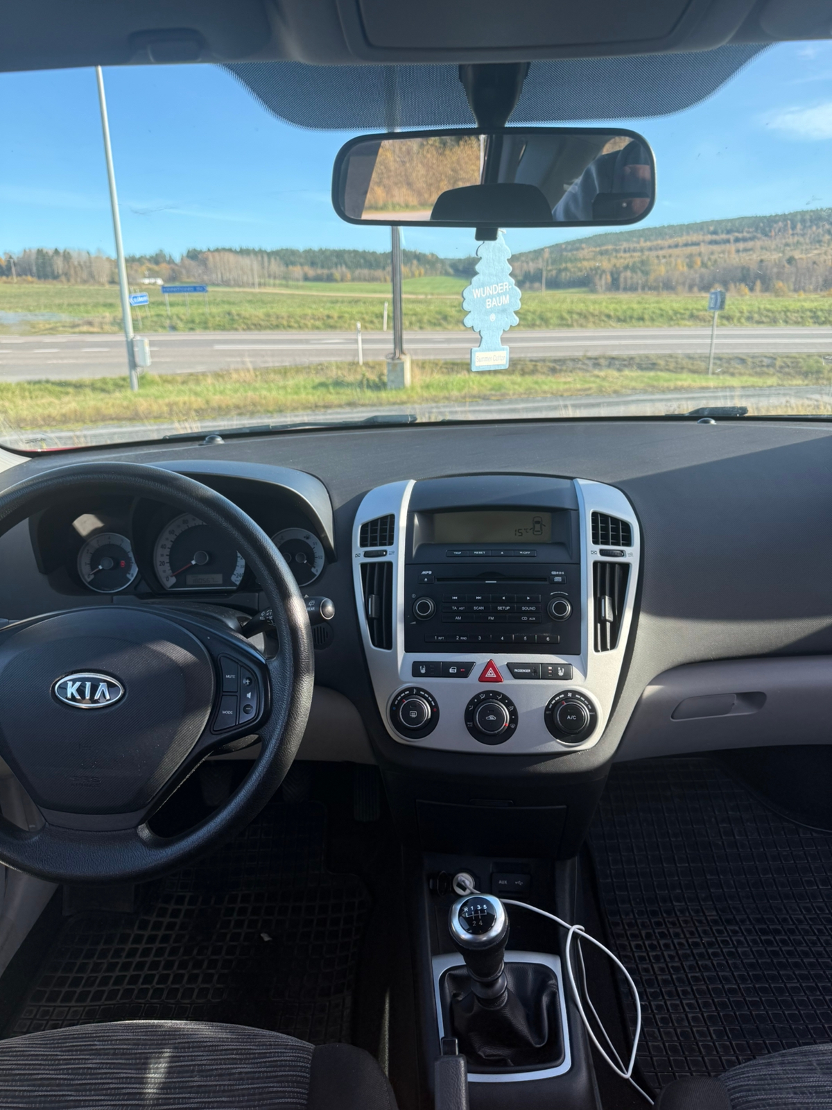 Kia Ceed 1.4 CVVT Manuell 2007, photo 3/5