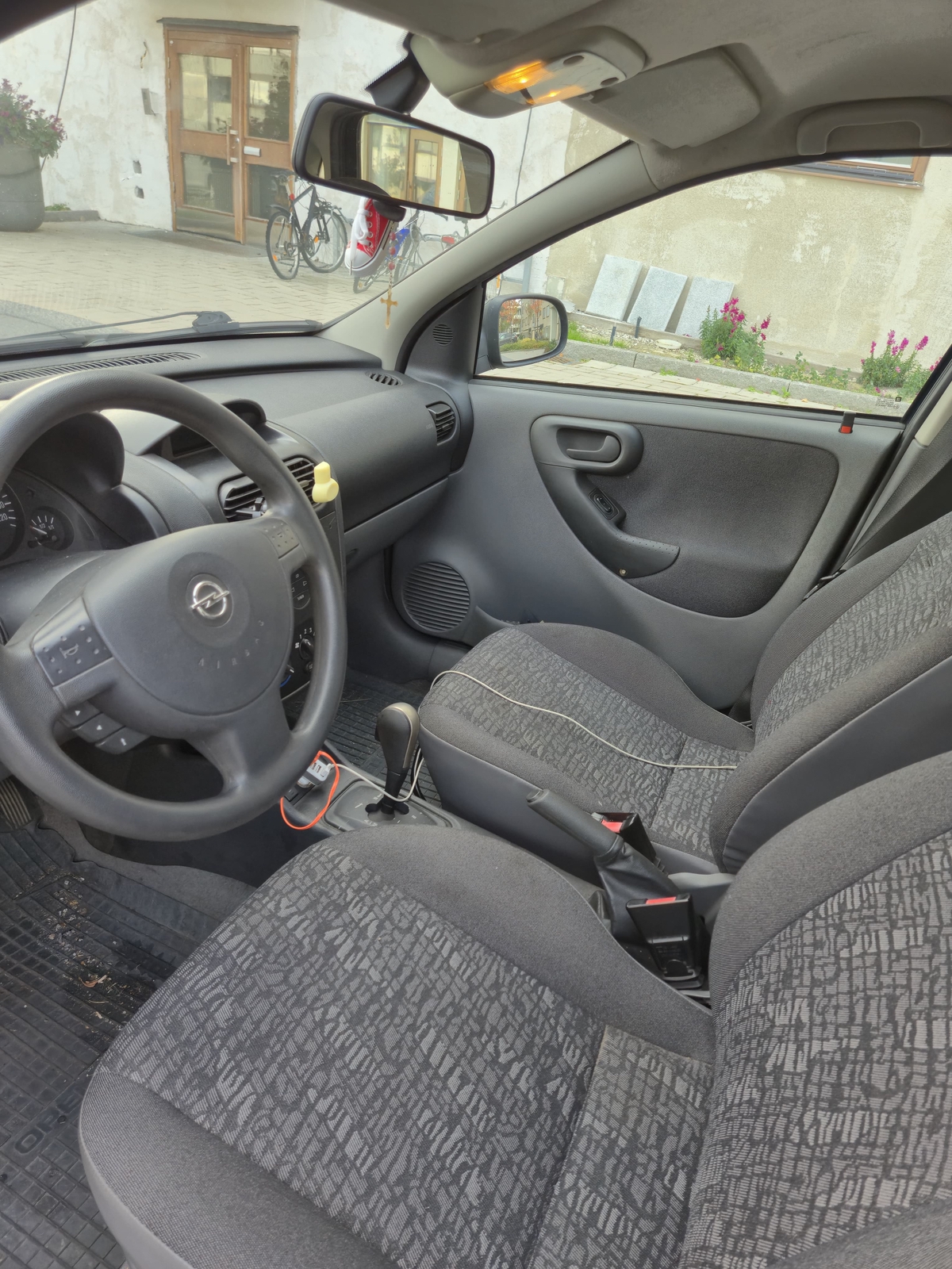 Opel Corsa 5-dörrar 1.2 Easytronic 2002, kuva 3/7