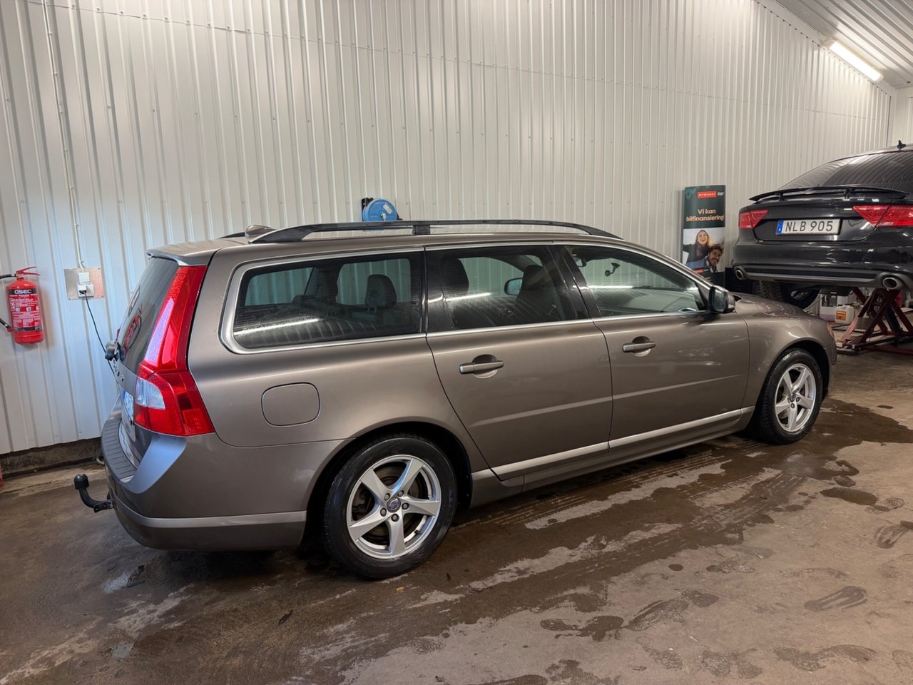 Volvo V70 D2 DRIVe Momentum Euro 5 2012, kuva 4/8