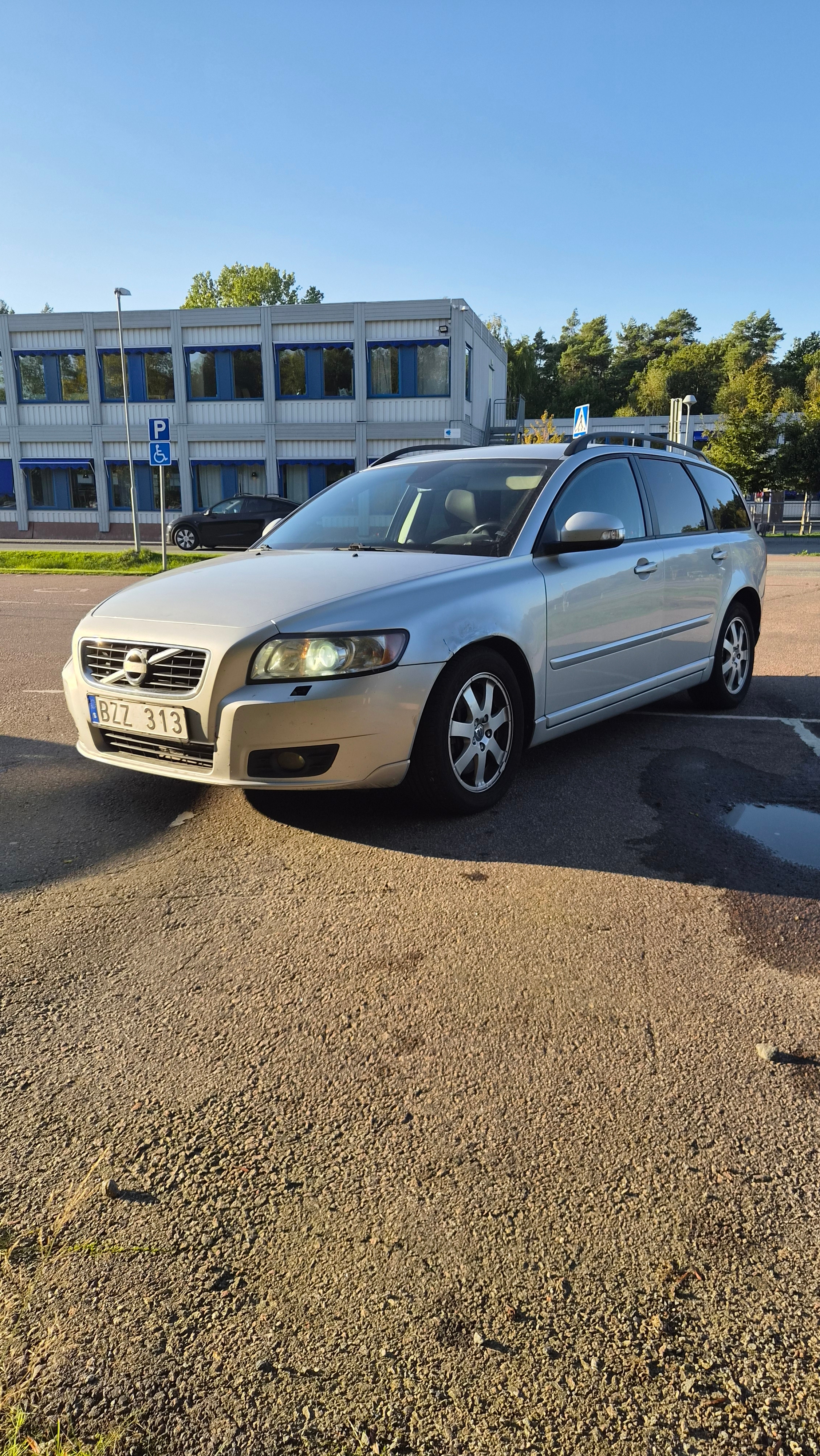 Volvo V50
