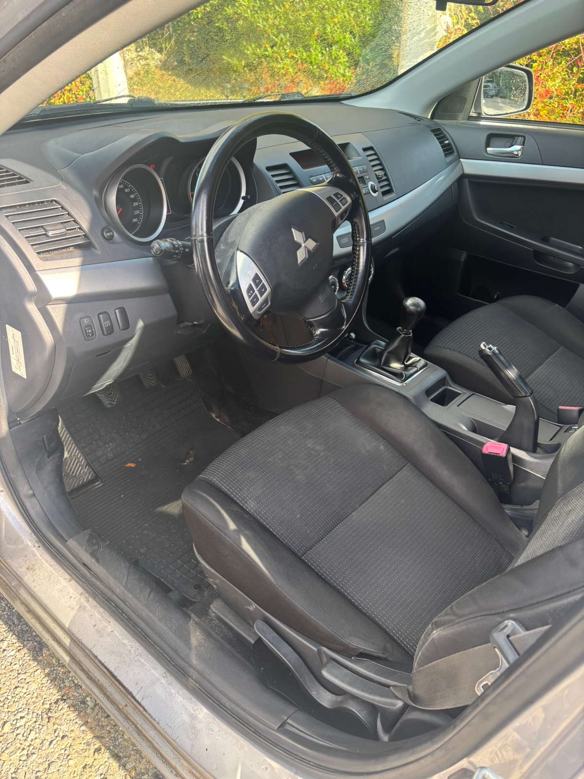 Mitsubishi Lancer 2010, kuva 5/6