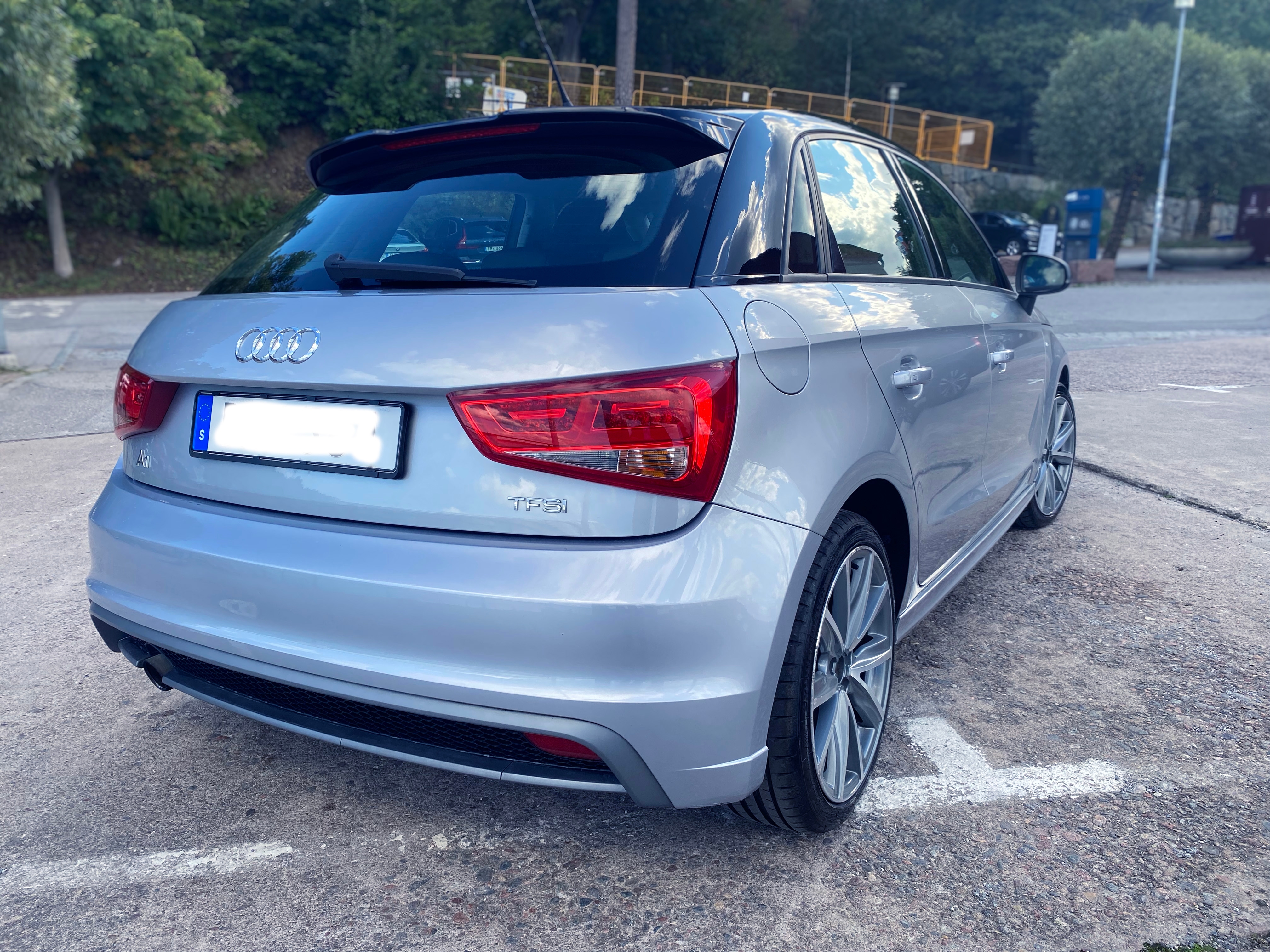 Audi A1 Sportback 1.2 TFSI Manuell 2014, bild 2/10