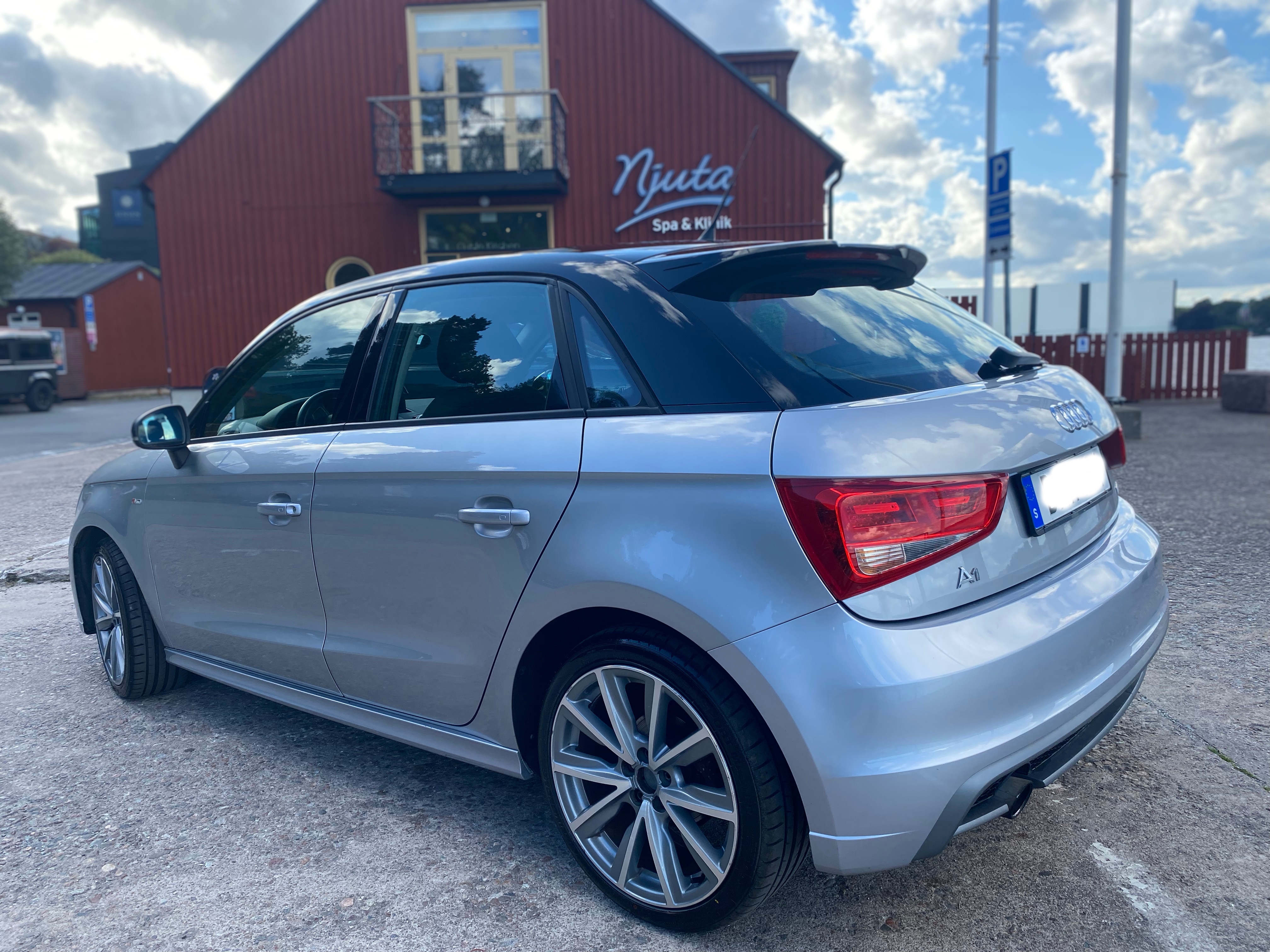 Audi A1 Sportback 1.2 TFSI Manuell 2014, bild 4/10