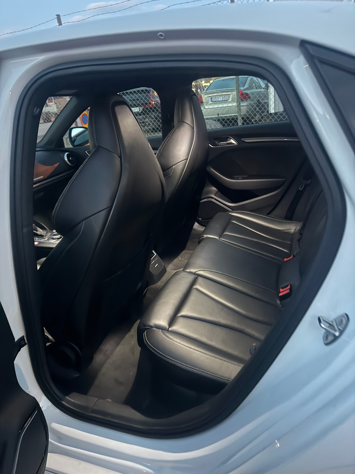 Audi RS3 Sedan 2.5 TFSI quattro S Tronic 2018, photo 6/10