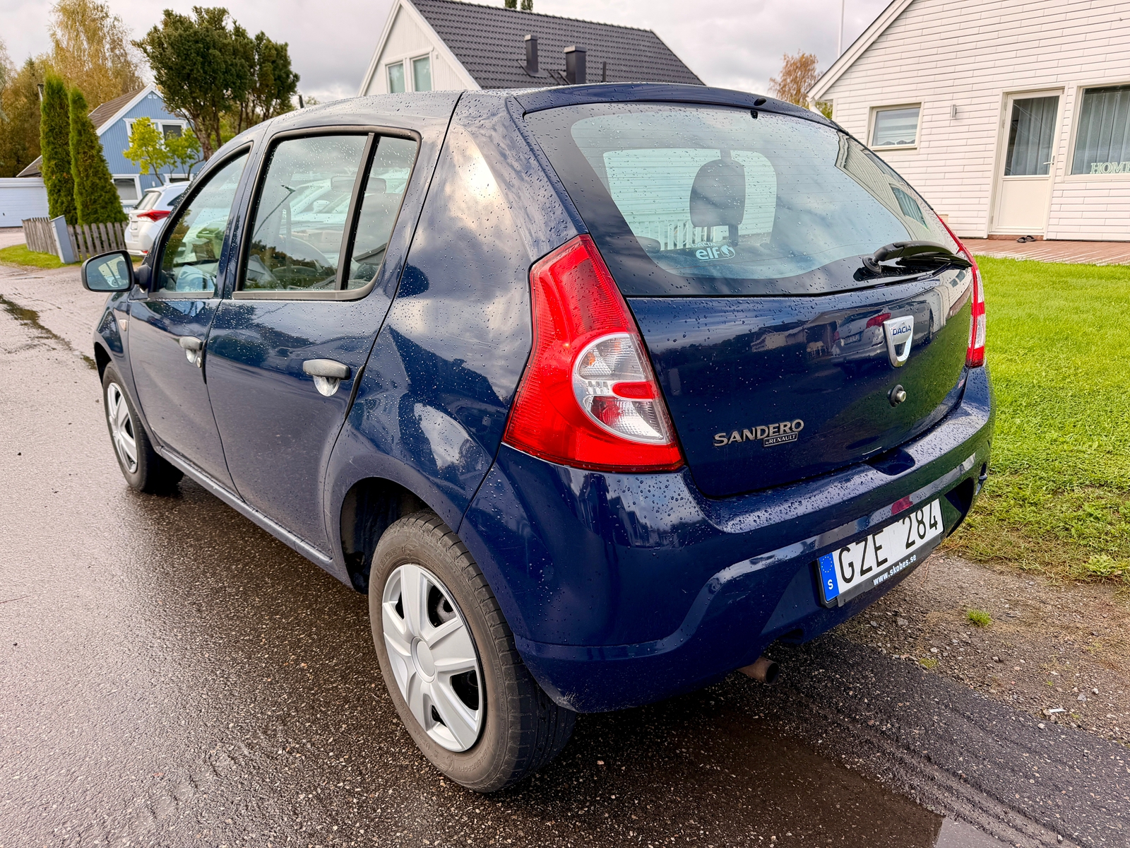 Dacia Sandero 1.6 E85 Manuell 2010, bild 3/6