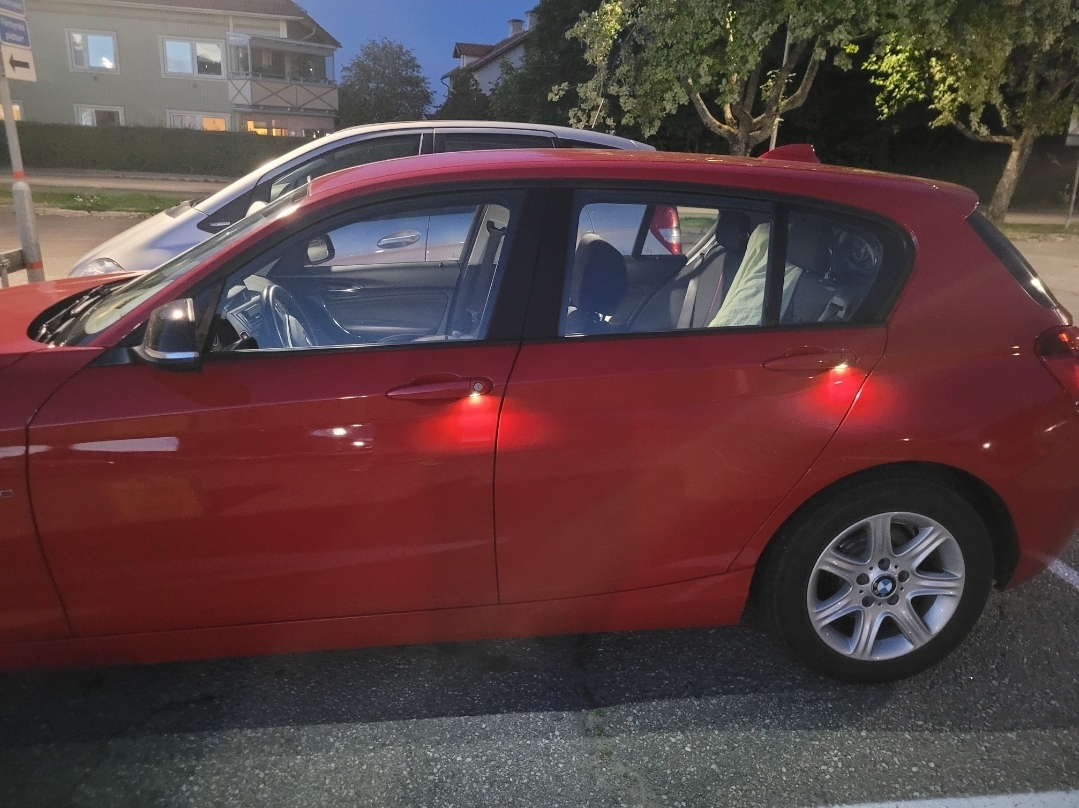 BMW 120 d 5-dörrars Manuell 2013, bild 6/8