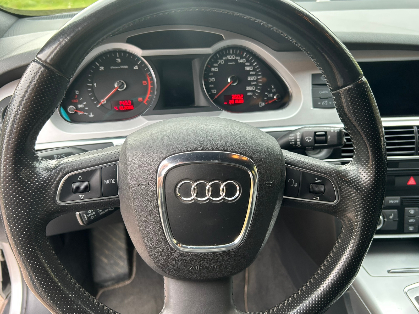 Audi A6 allroad 2010, bild 7/10
