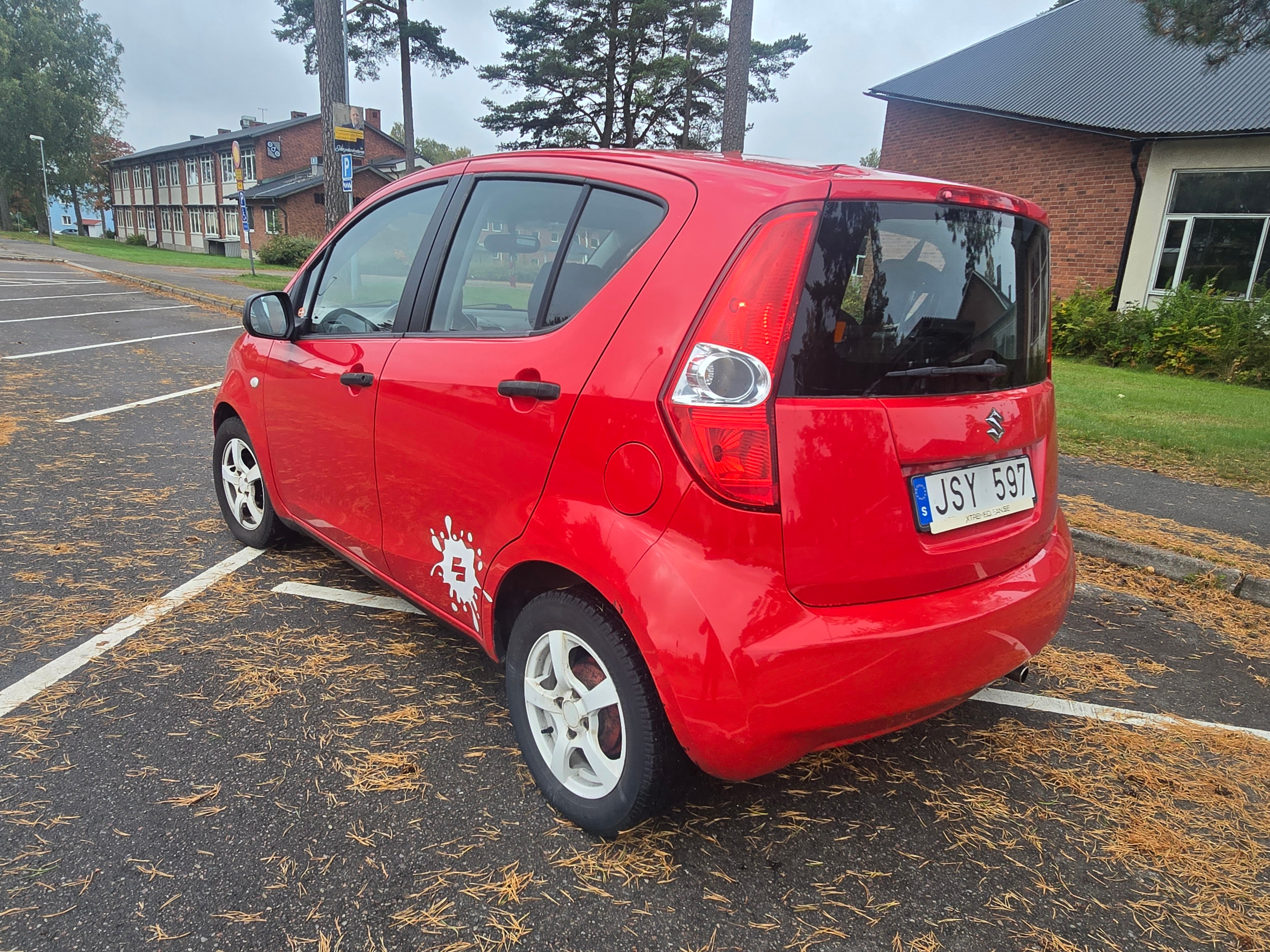 Suzuki Splash 1.0 DOHC 12V VVT Manuell 2009, photo 2/5
