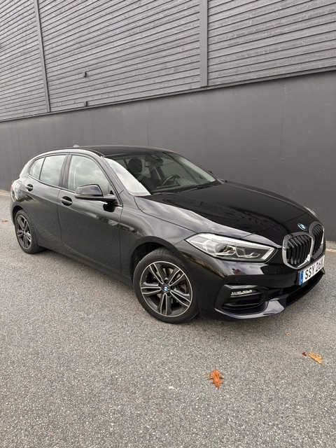 BMW 118 i Steptronic 2022, bild 2/8