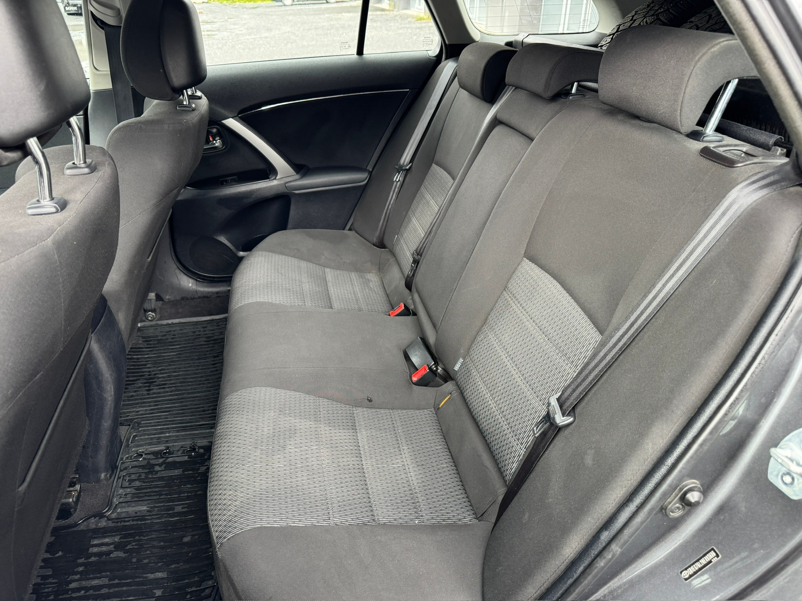 Toyota Avensis 2013, photo 7/10