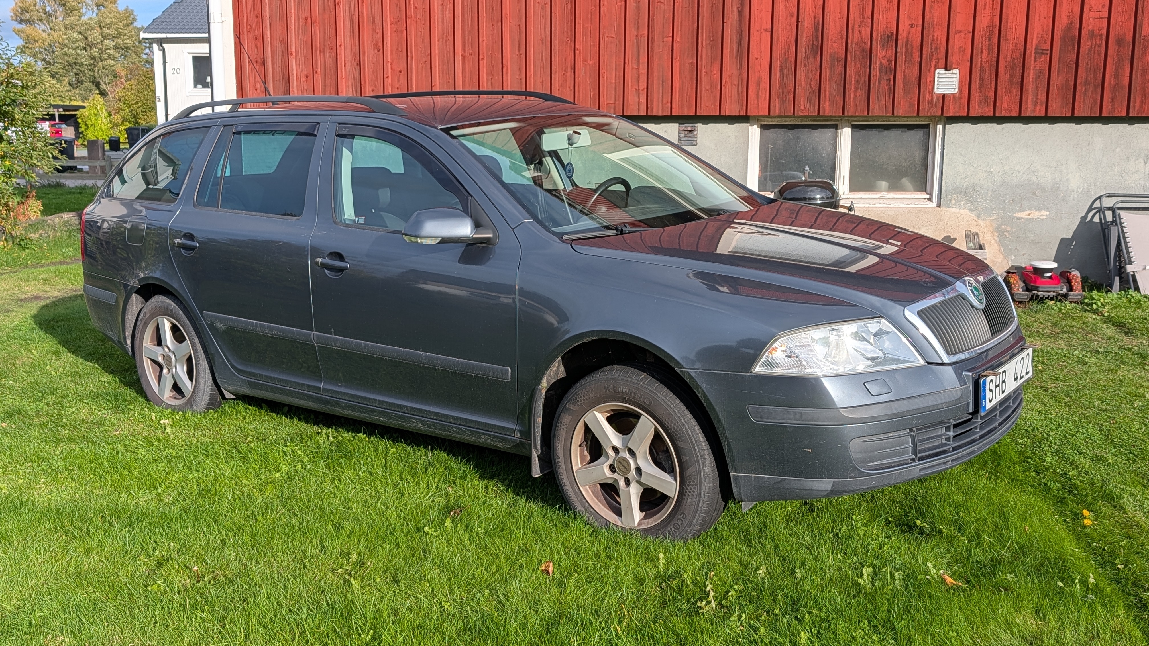 Skoda Octavia 2008, bild 2/5