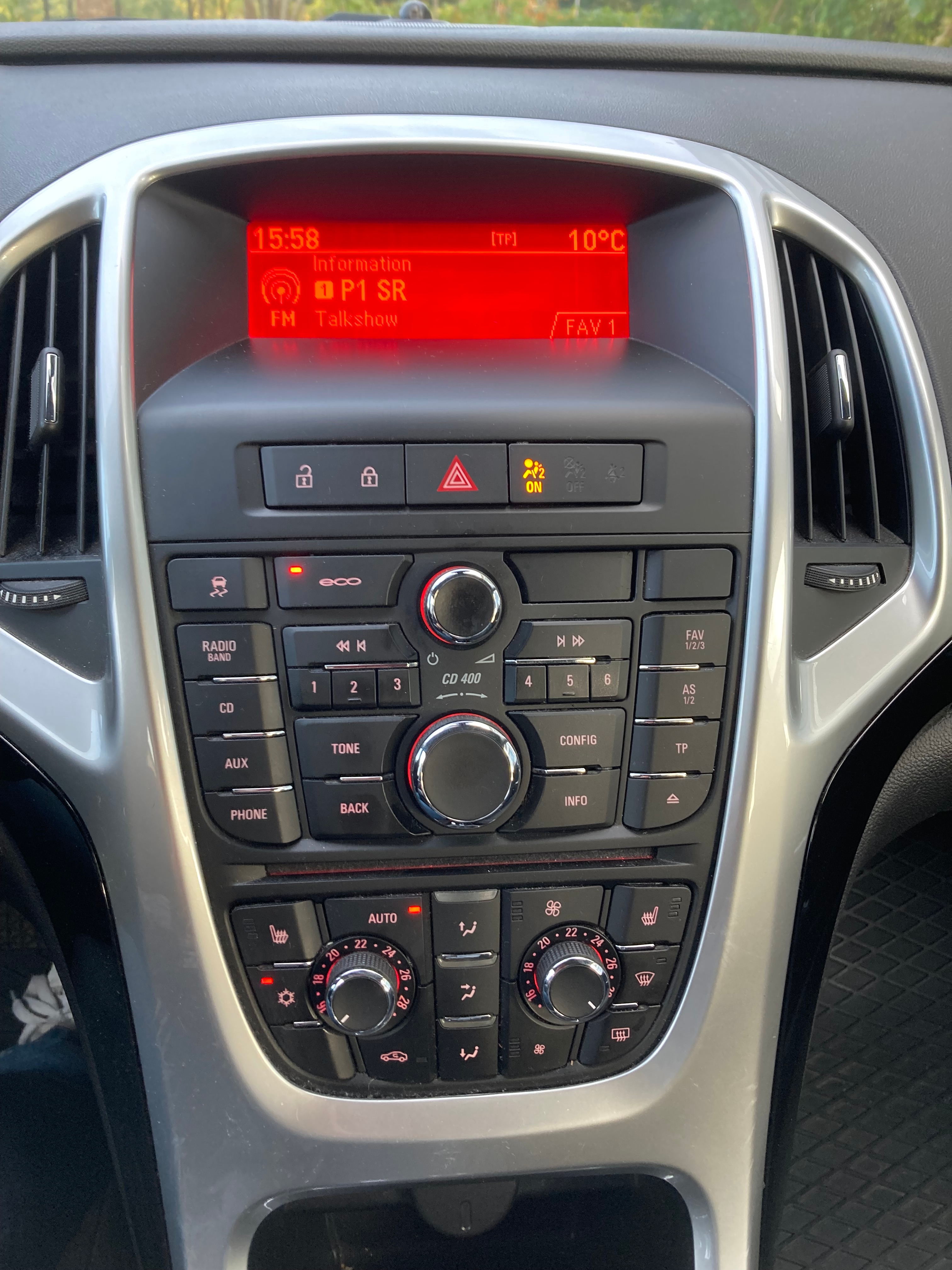 Opel Astra 1.7 CDTI DPF ecoFLEX Manuell 2013, kuva 4/5