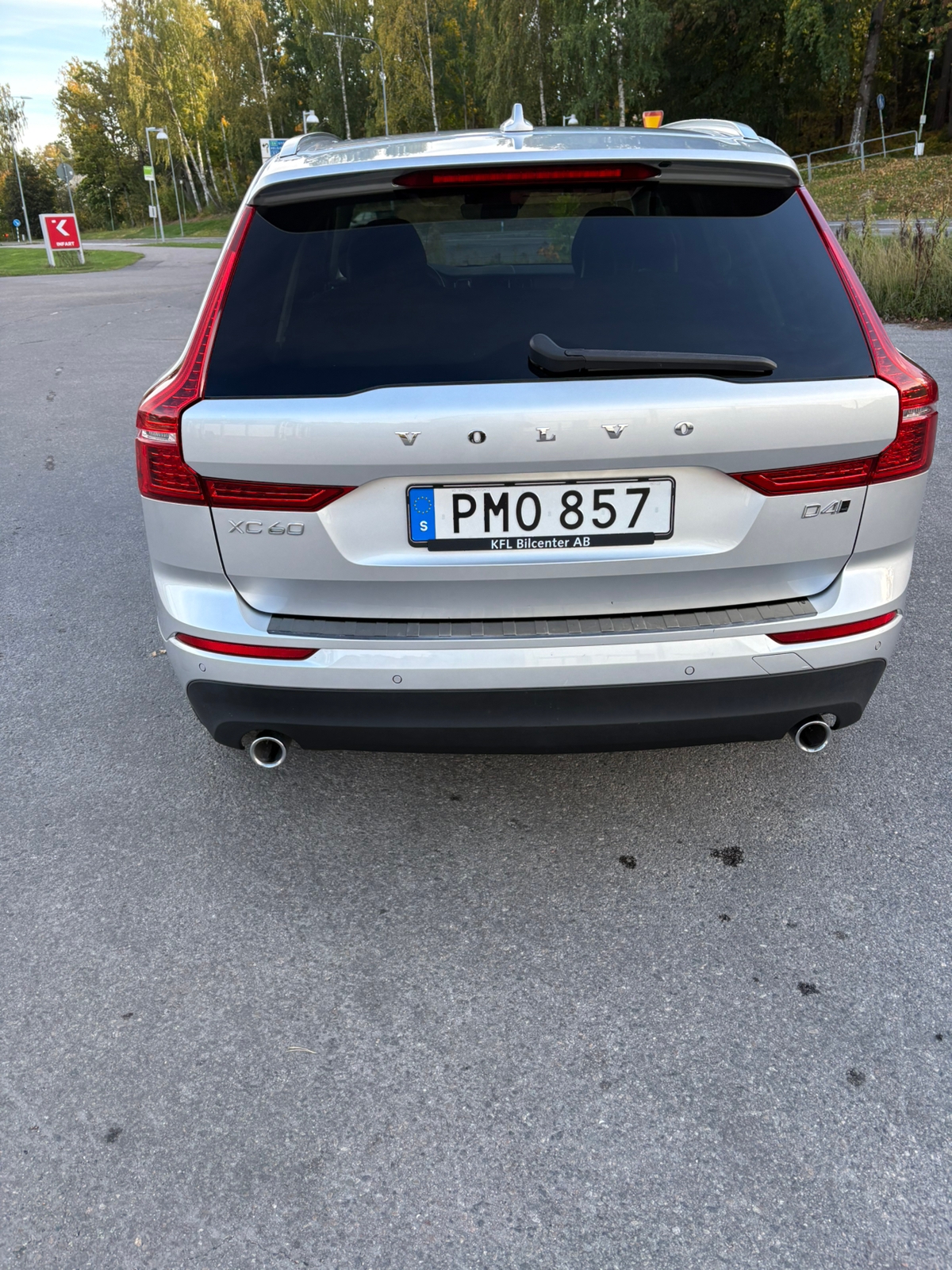 Volvo XC60 D4 AWD Geartronic 2018, photo 2/10