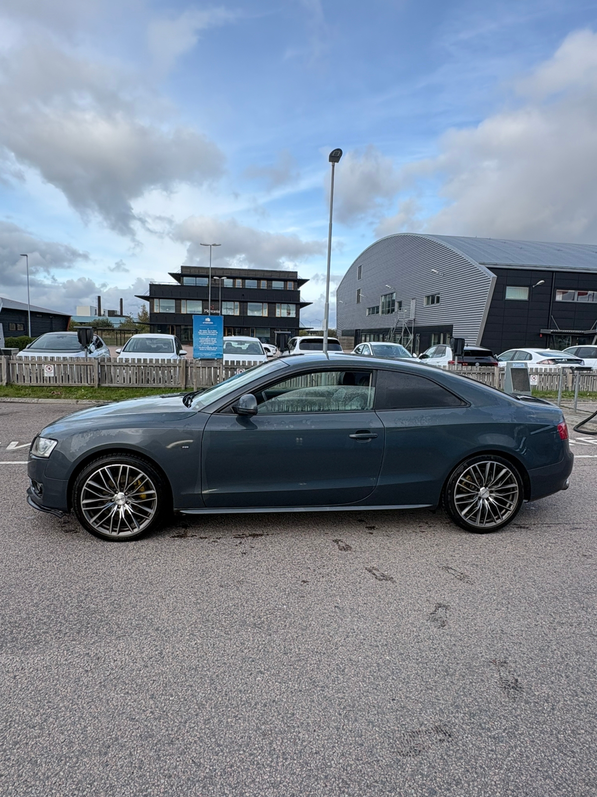 Audi A5 2008, bild 2/8
